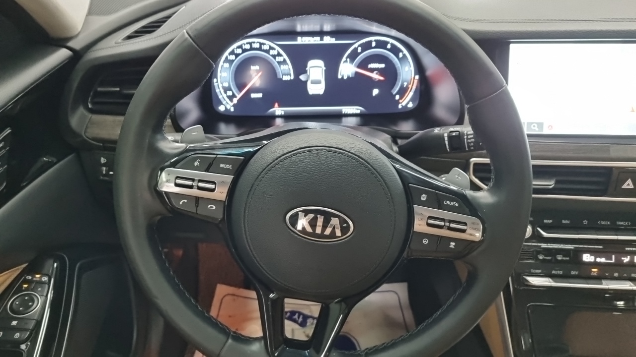 K7 Kia 2021.0-OPTION-017