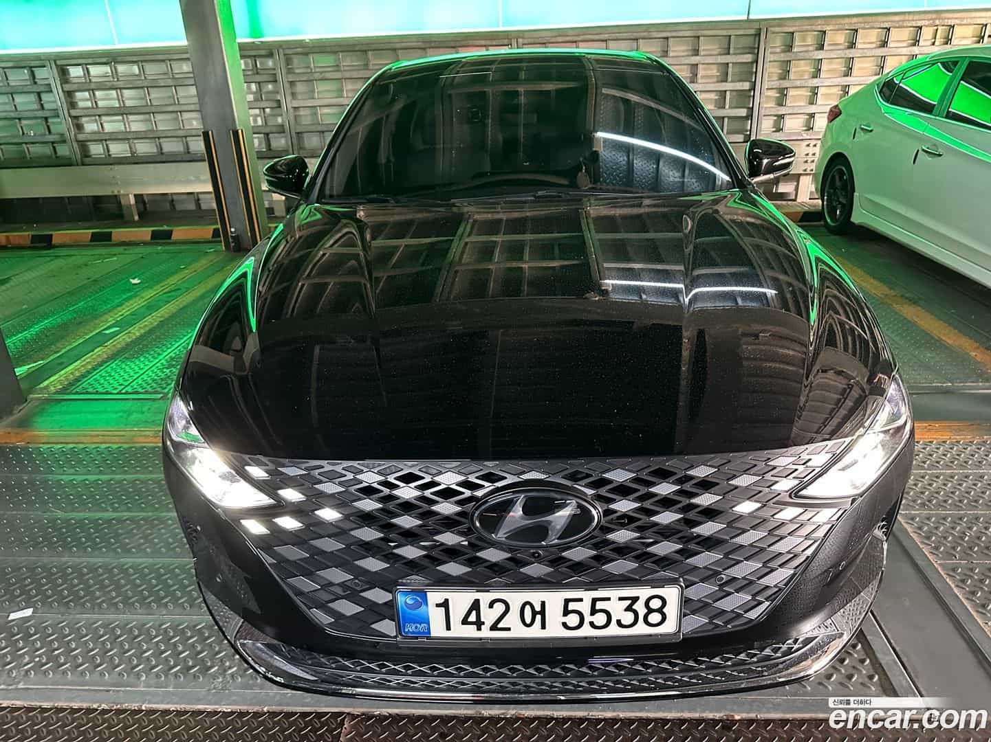Grandeur Hyundai 2021.11-OUTER-002