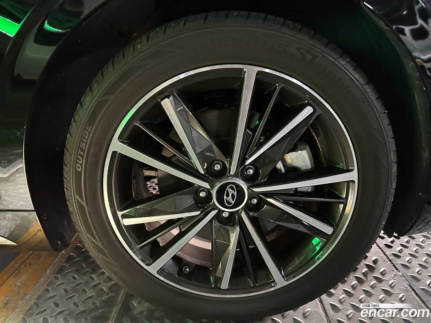 Grandeur Hyundai 2021.11-OUTER-005