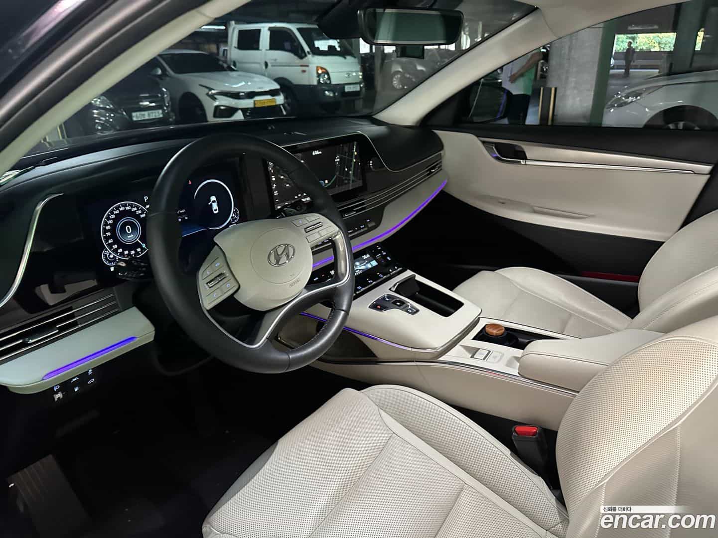 Grandeur Hyundai 2021.11-INNER-007