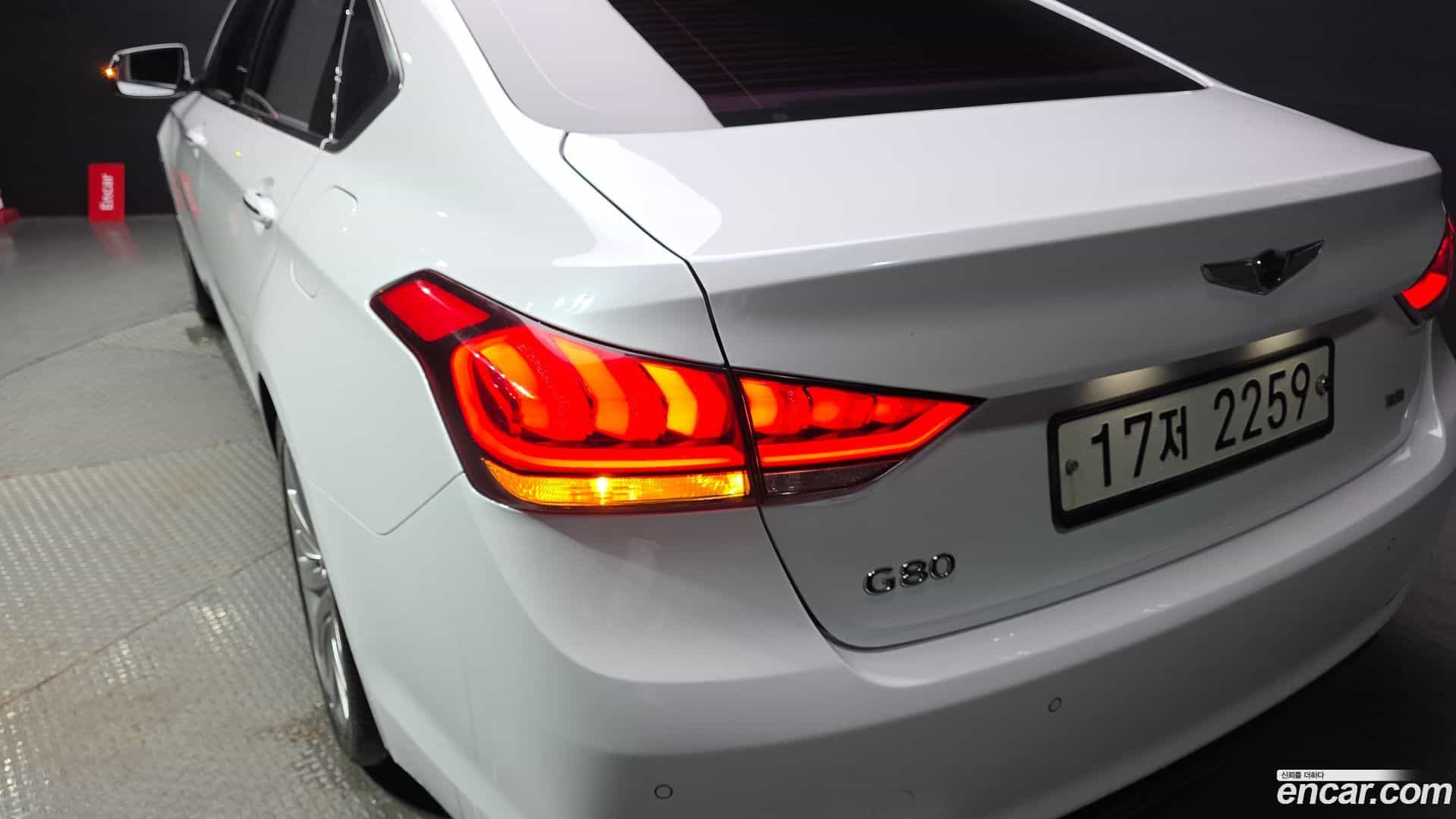 G80 Genesis 2017.6-OUTER-033
