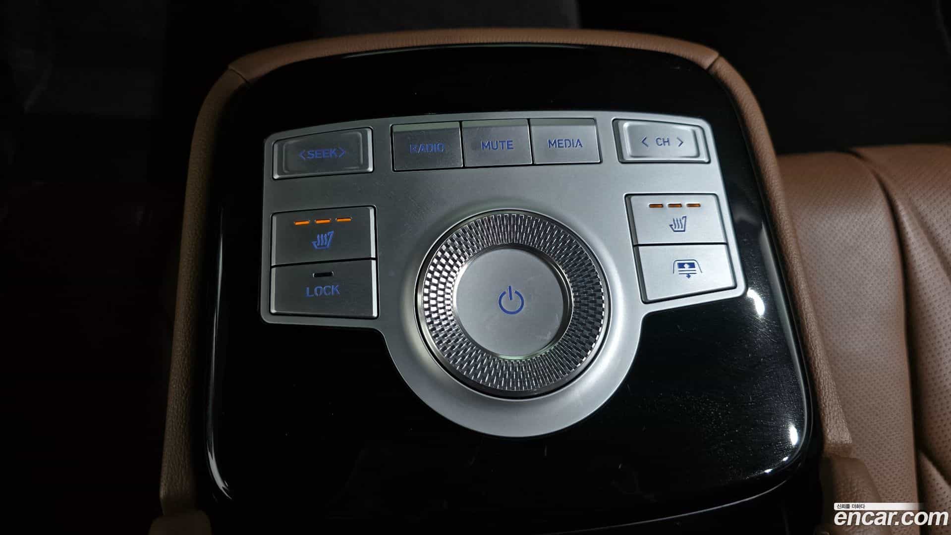 G80 Genesis 2022.0-OPTION-040