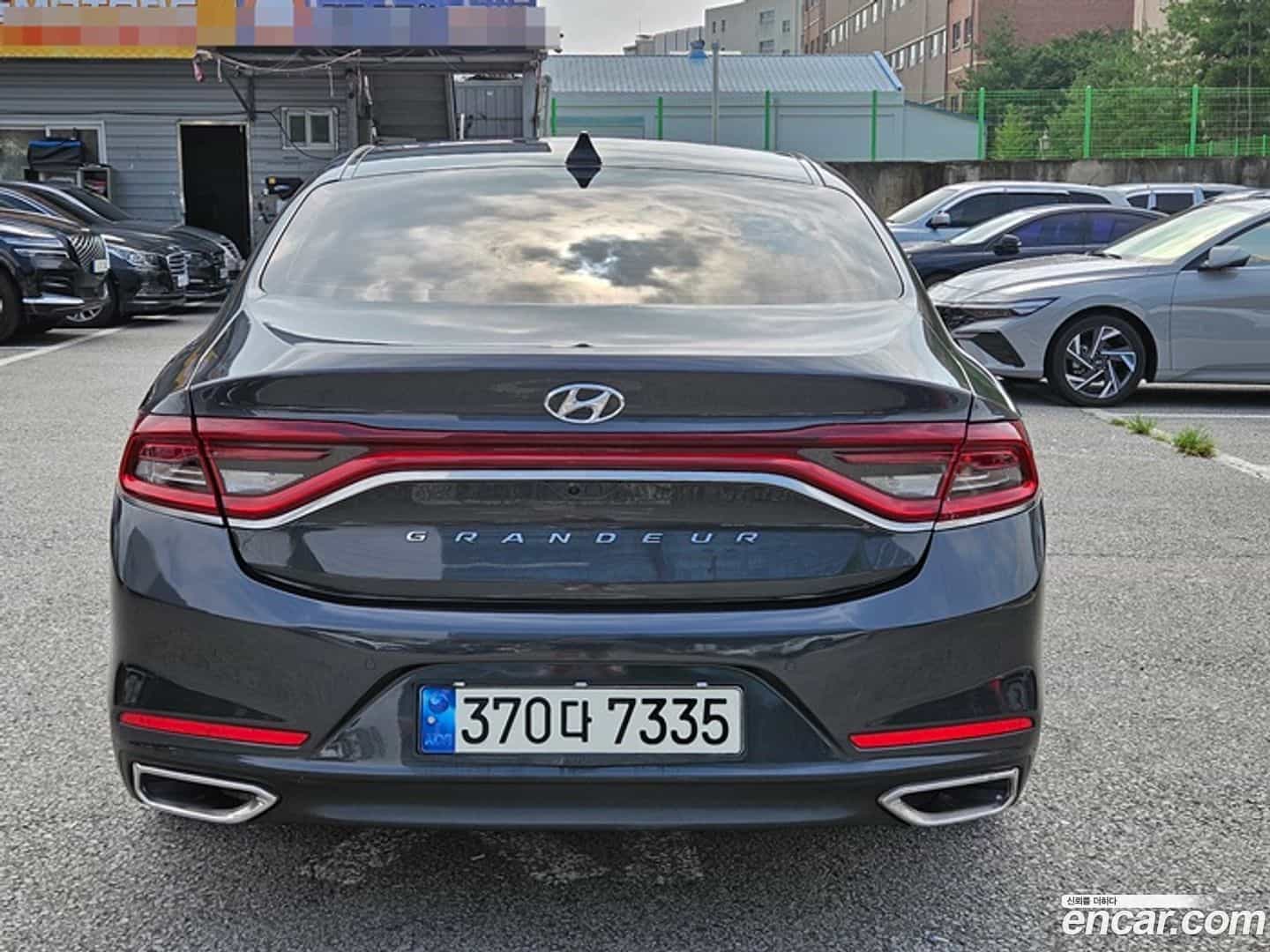 Grandeur Hyundai 2017.6-OUTER-003