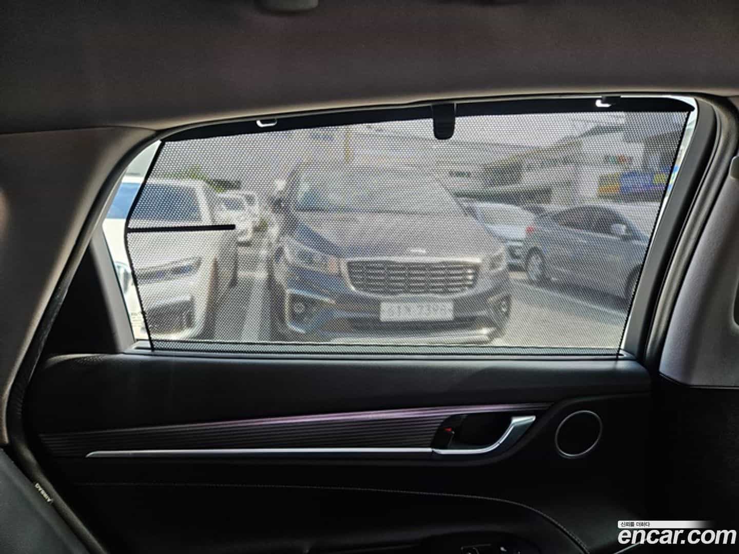 Grandeur Hyundai 2017.6-OPTION-021