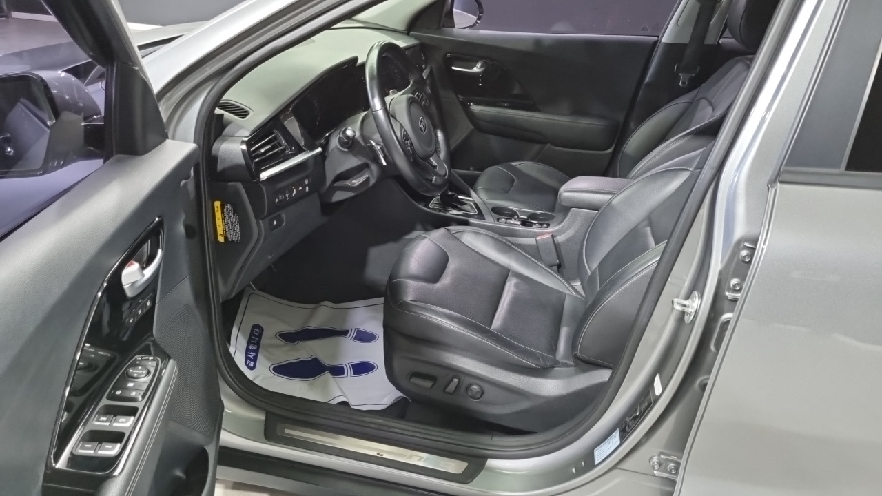 Niro Kia 2019.4-INNER-010