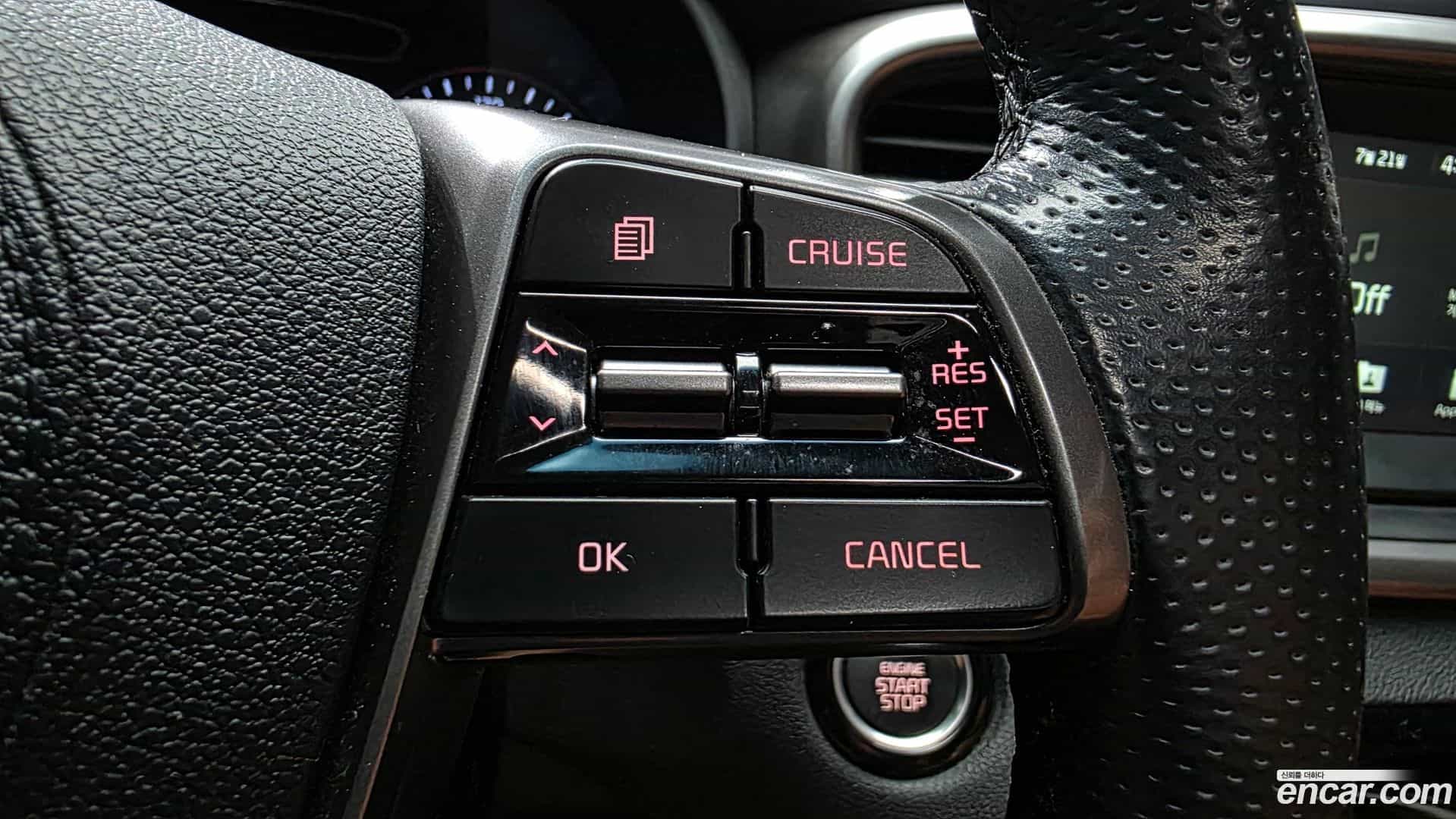 Sorento Kia 2017.8-OPTION-022