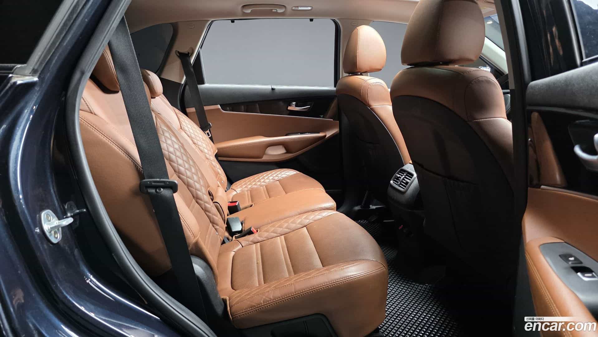 Sorento Kia 2017.8-INNER-036