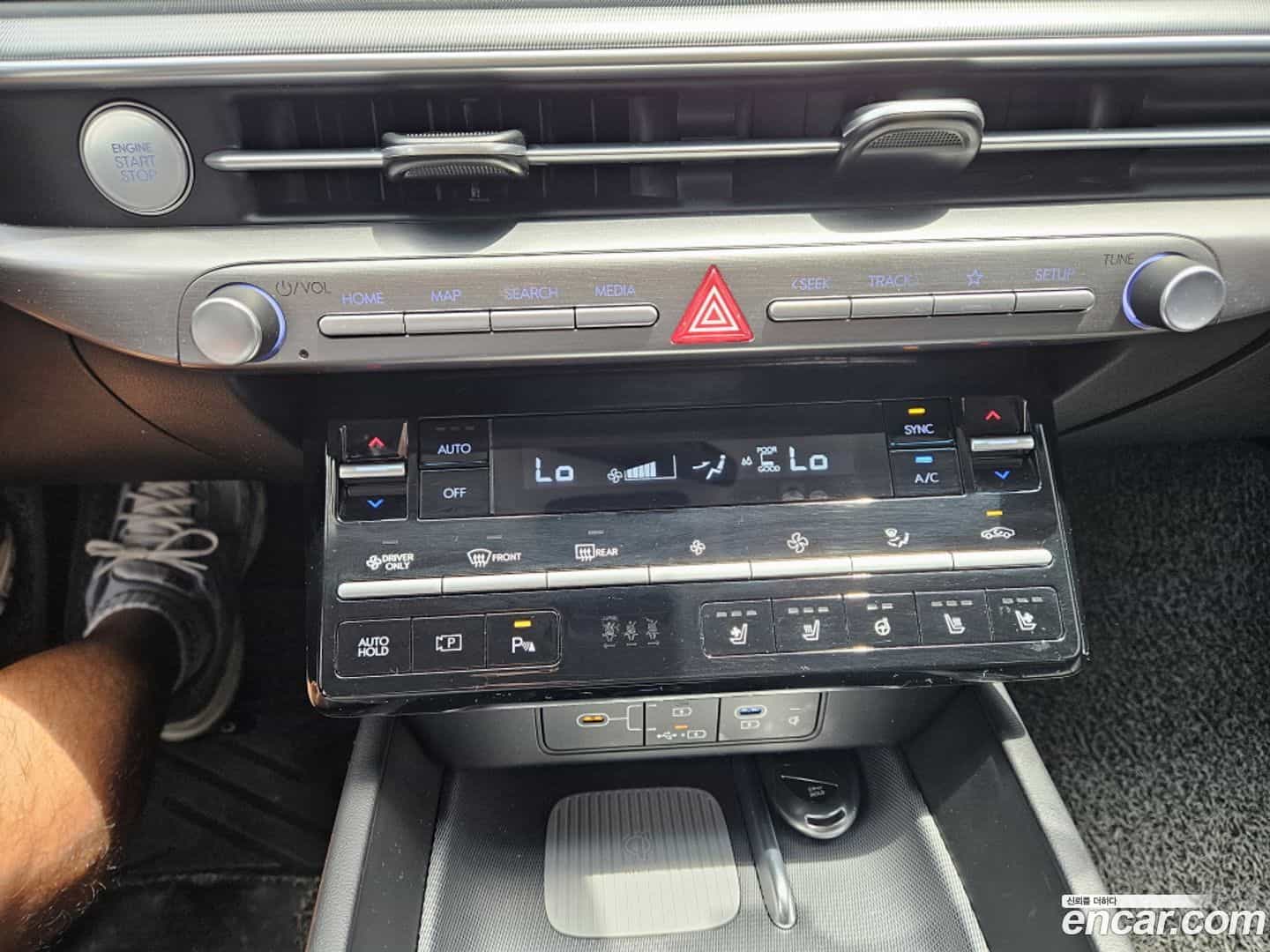Grandeur Hyundai 2023.2-INNER-008