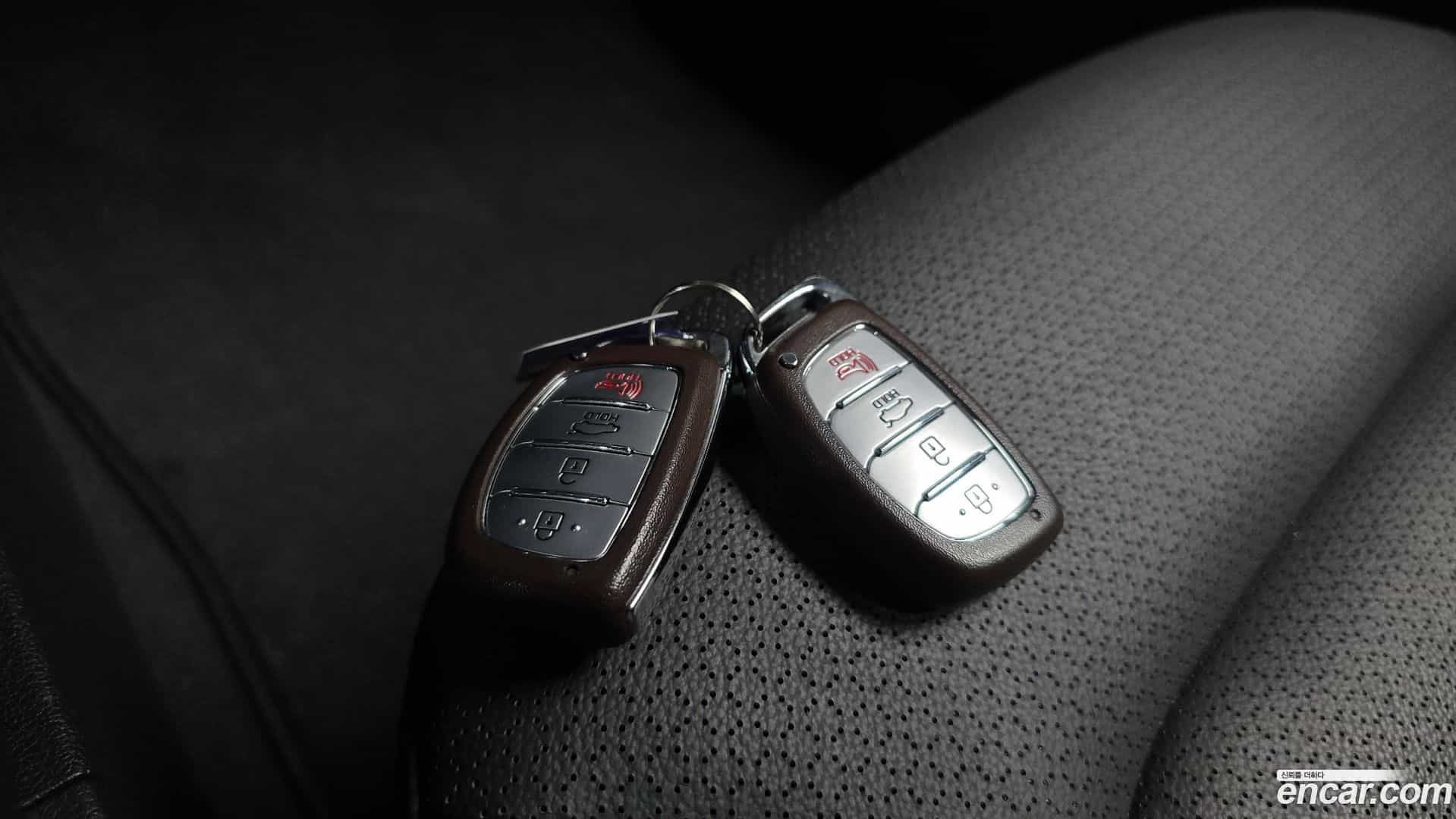 AVANTE Hyundai 2016.2-OPTION-021