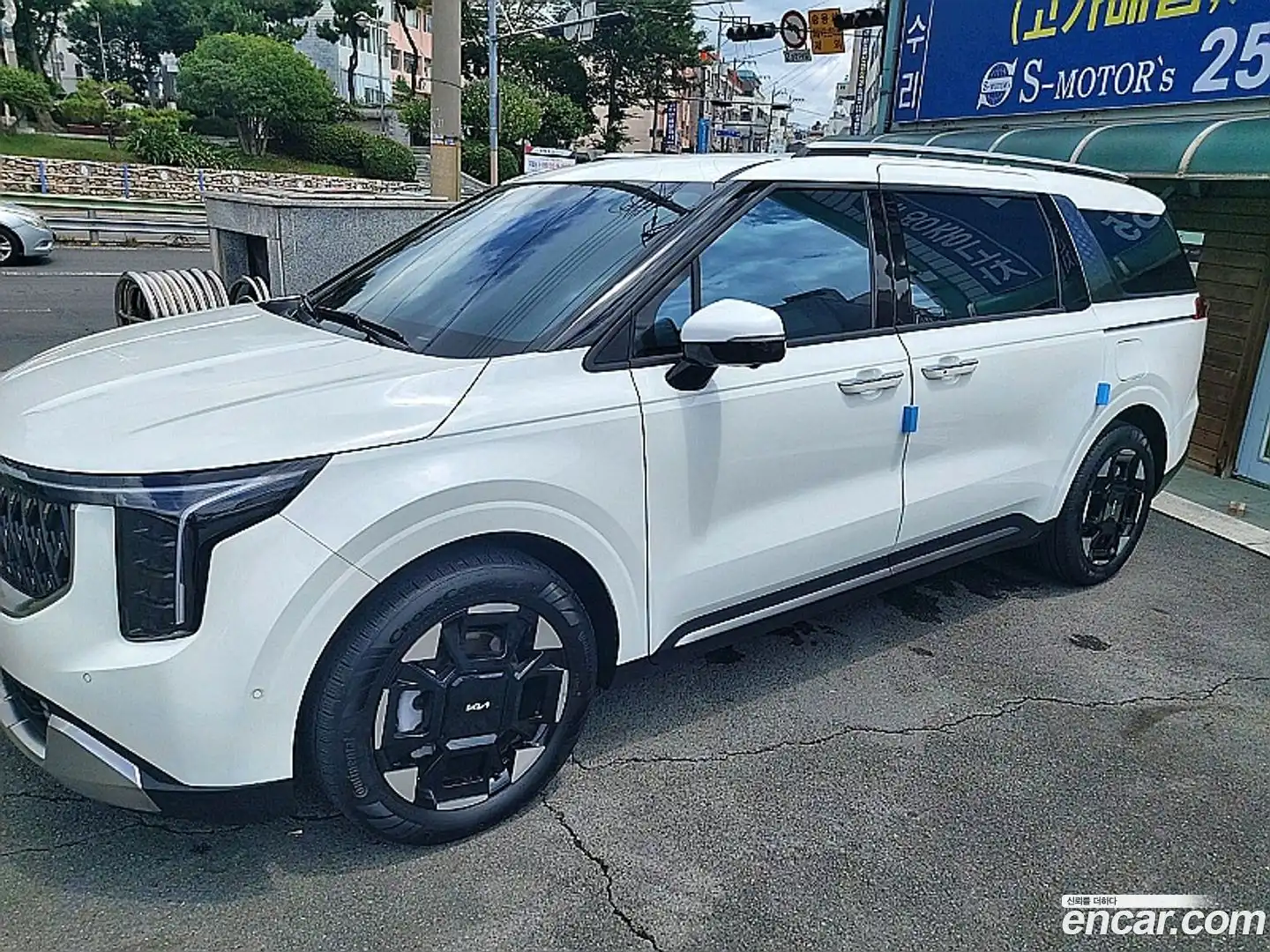 Canival Kia 2025.8-OUTER-001