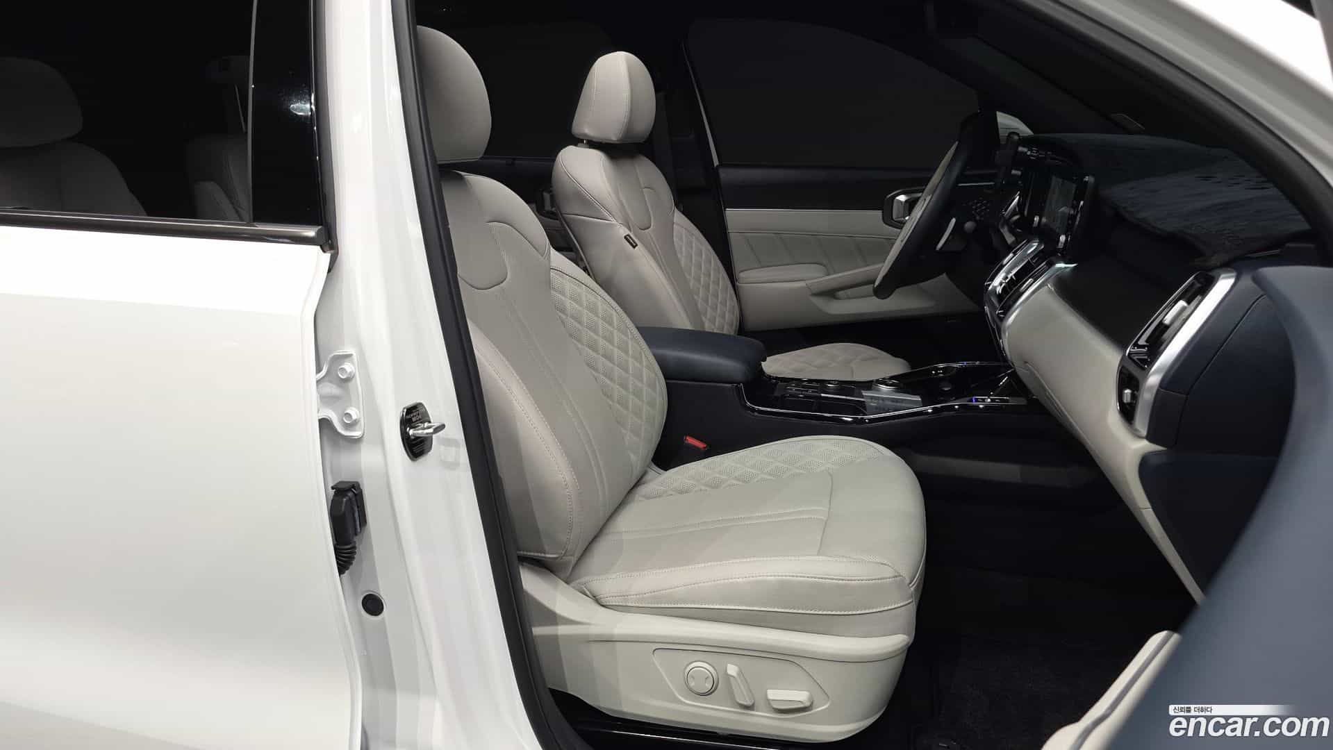 Sorento Kia 2023.6-OPTION-015