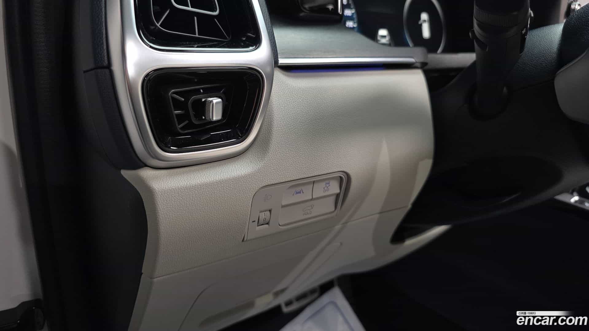 Sorento Kia 2023.6-OPTION-043