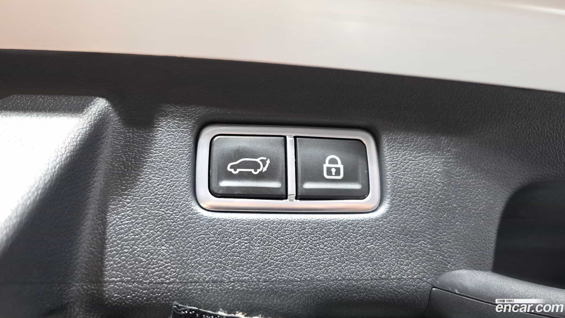 Sorento Kia 2023.6-OPTION-048