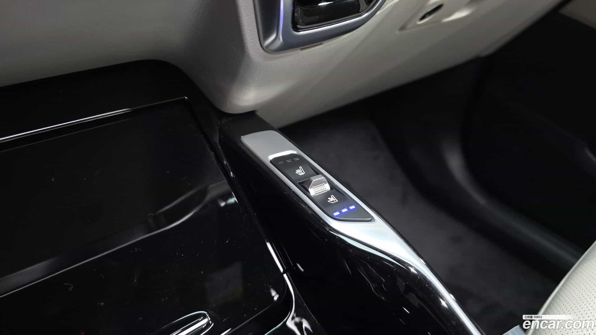 Sorento Kia 2023.6-OPTION-051