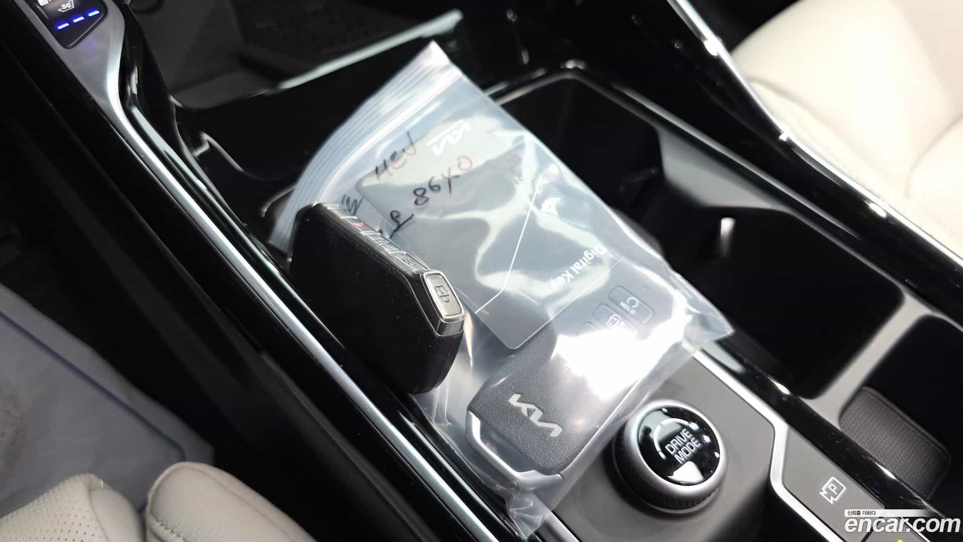 Sorento Kia 2023.6-OPTION-052
