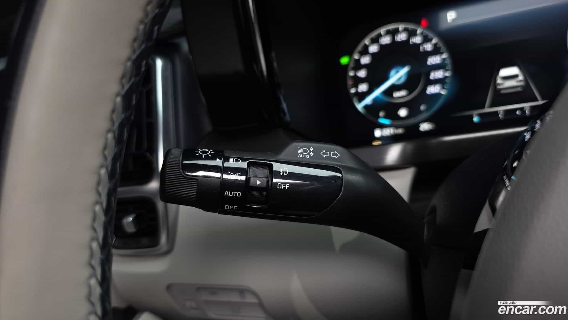 Sorento Kia 2023.6-OPTION-055
