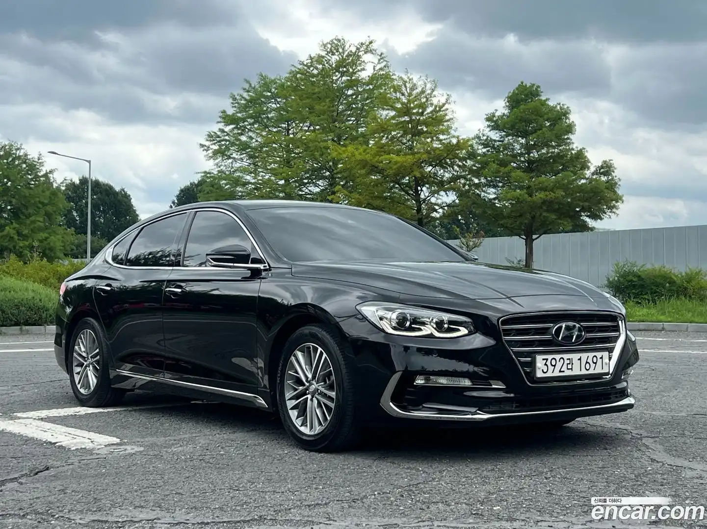Grandeur Hyundai 2017.10-OUTER-002