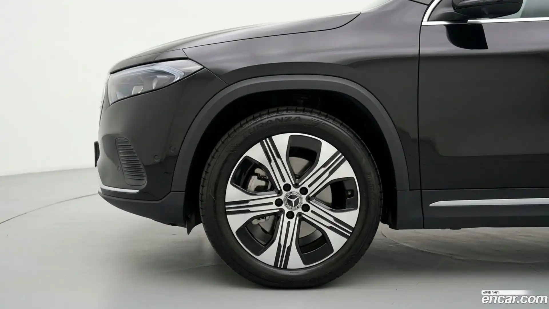 EQA Mercedes-Benz 2025.7-OUTER-005