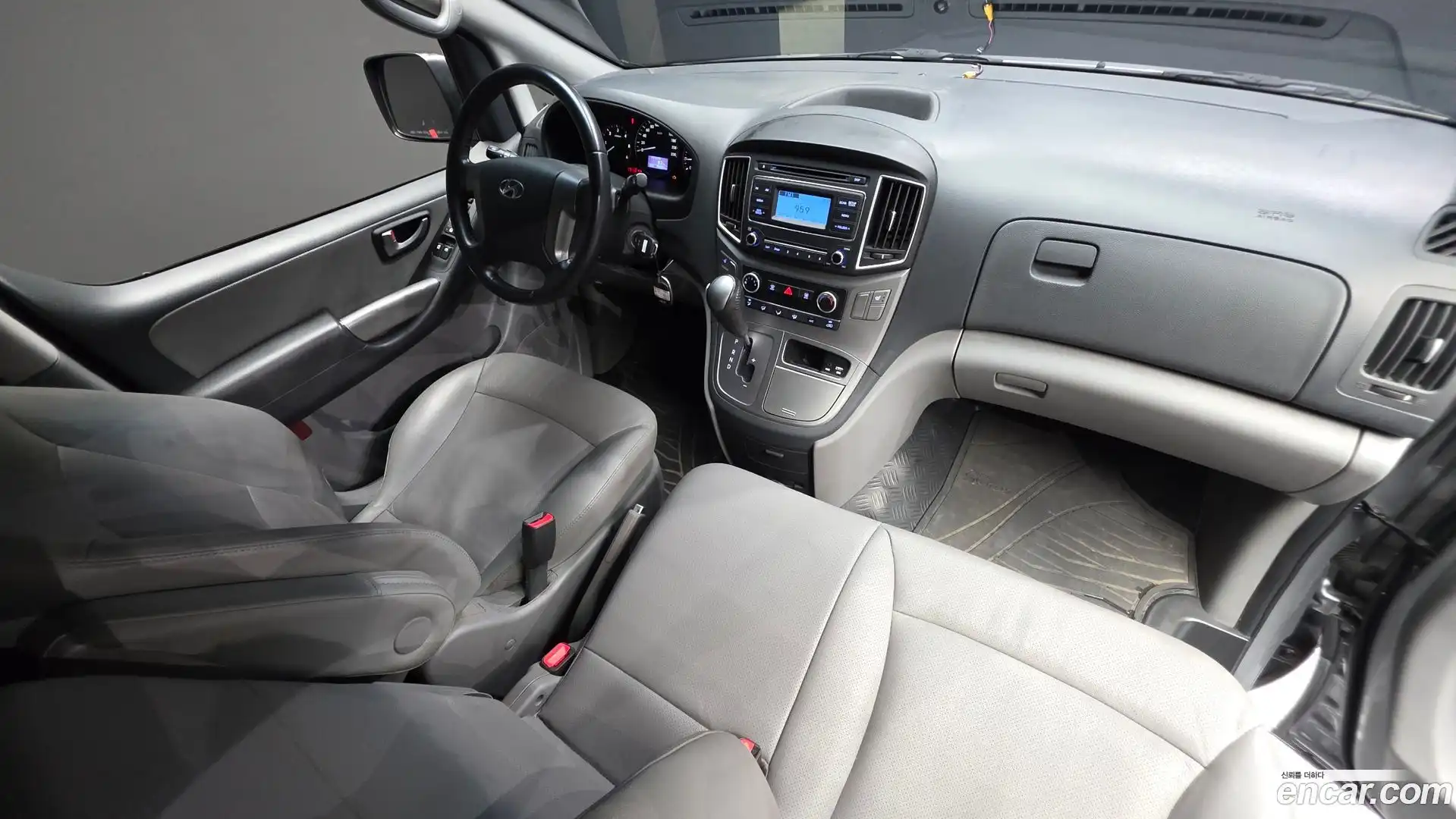 Starex Hyundai 2020.11-INNER-007