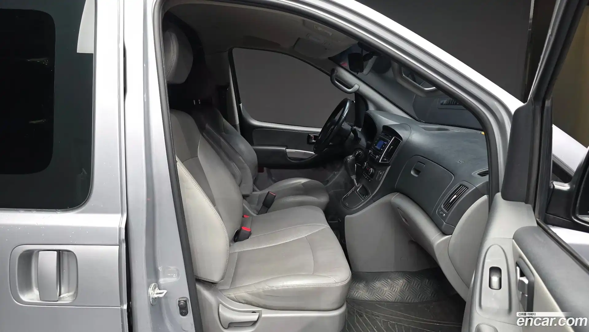 Starex Hyundai 2020.11-OPTION-015