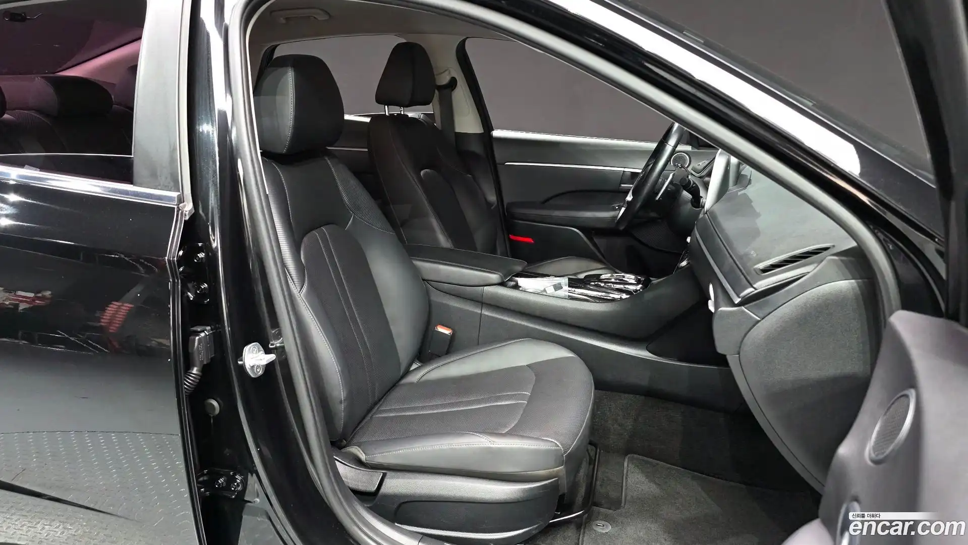 Sonata Hyundai 2019.8-OPTION-015