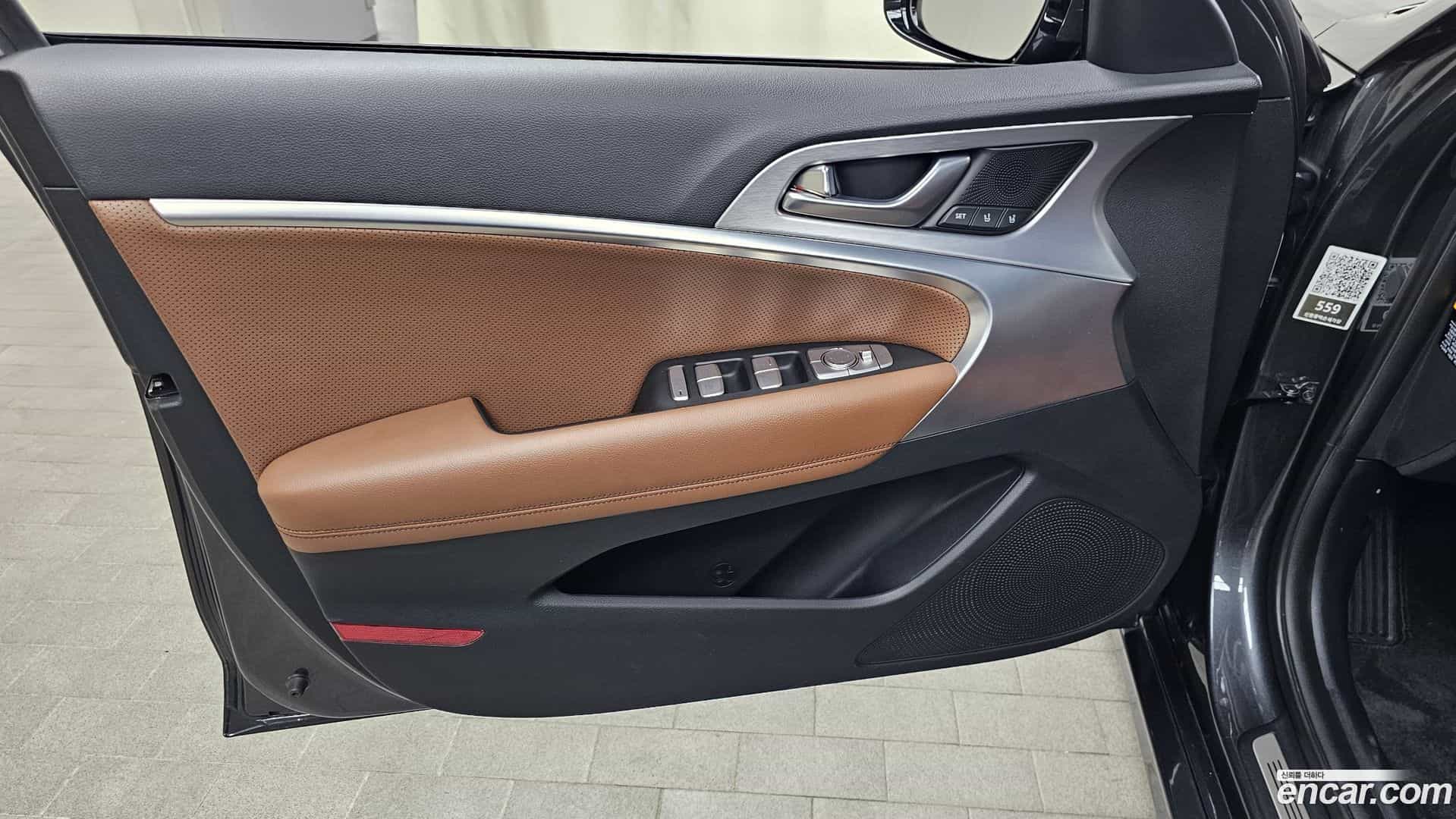 G70 Genesis 2018.10-INNER-034