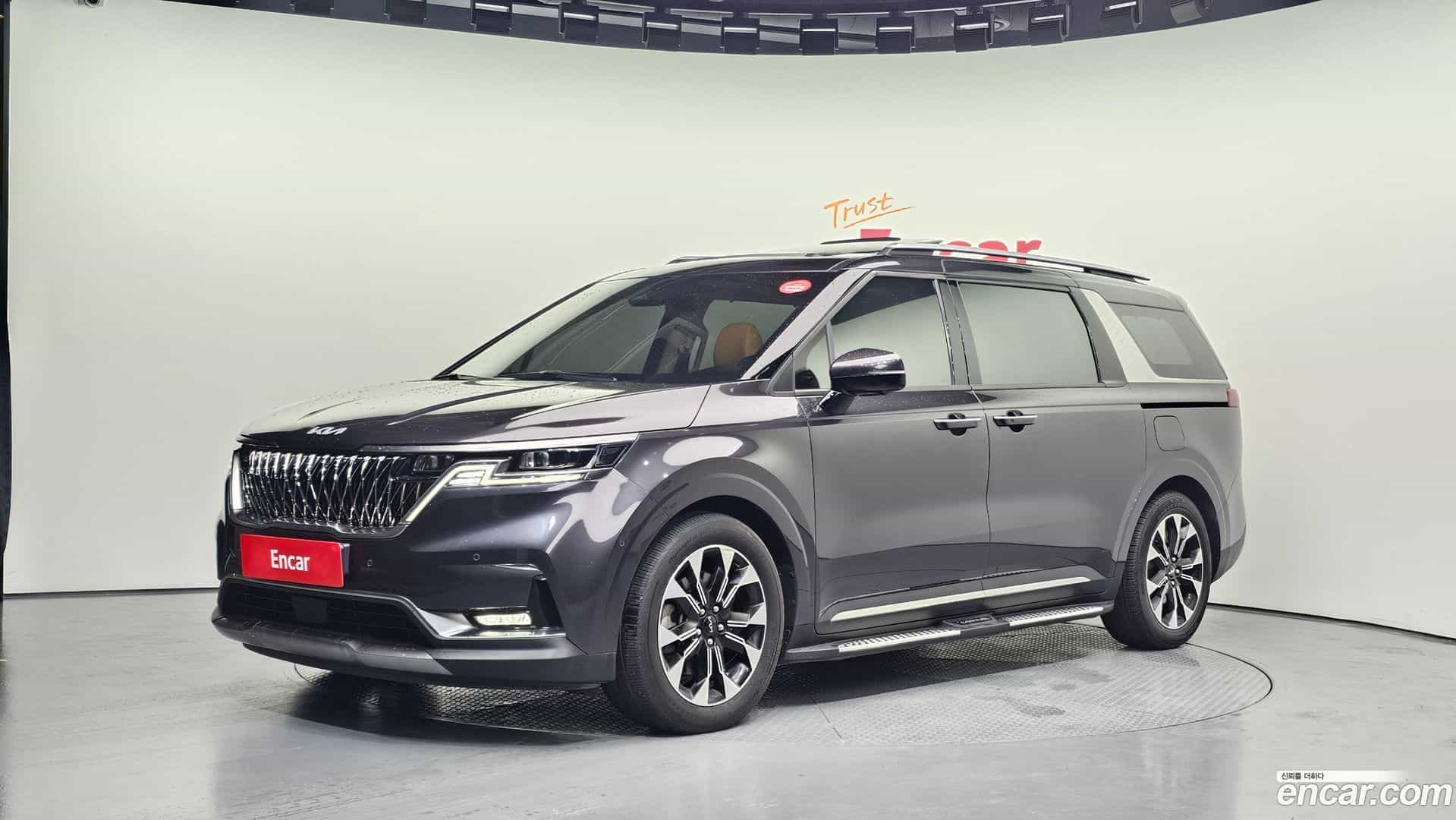 Canival Kia 2023.1-OUTER-001