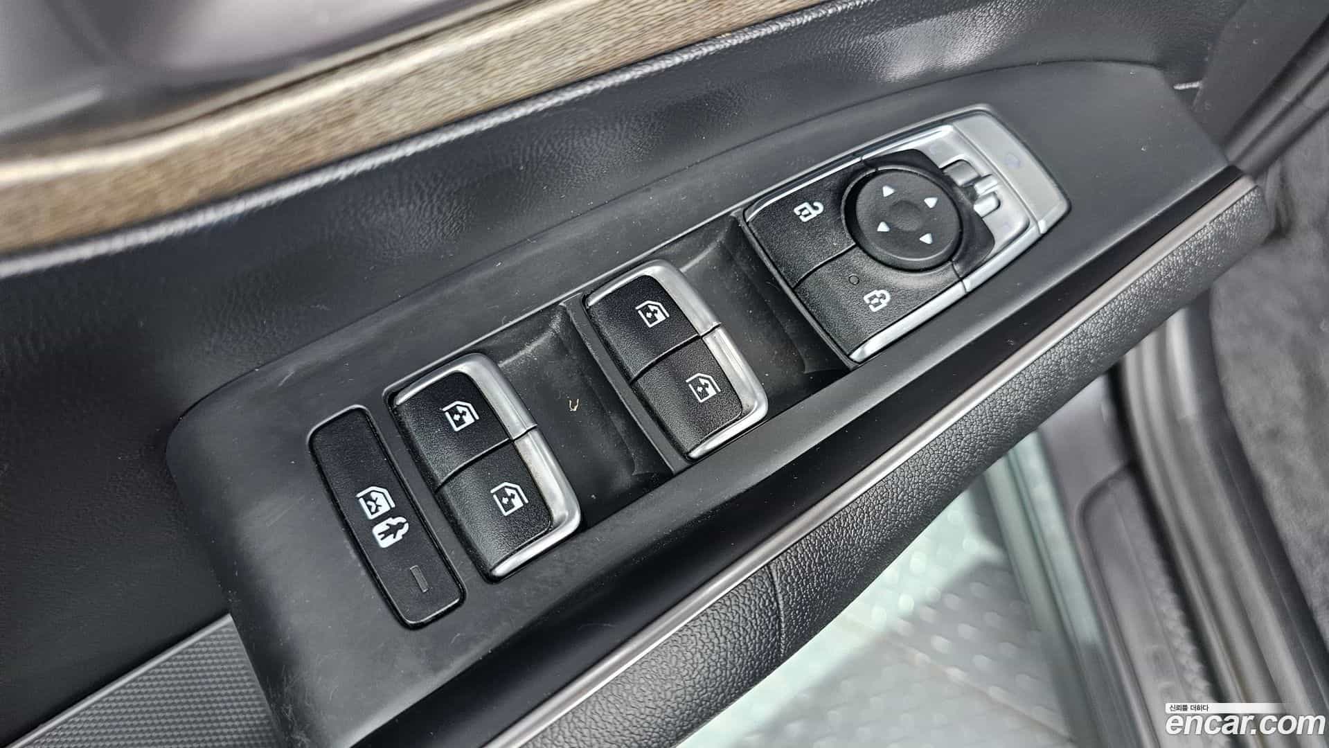 Sorento Kia 2020.6-OPTION-041