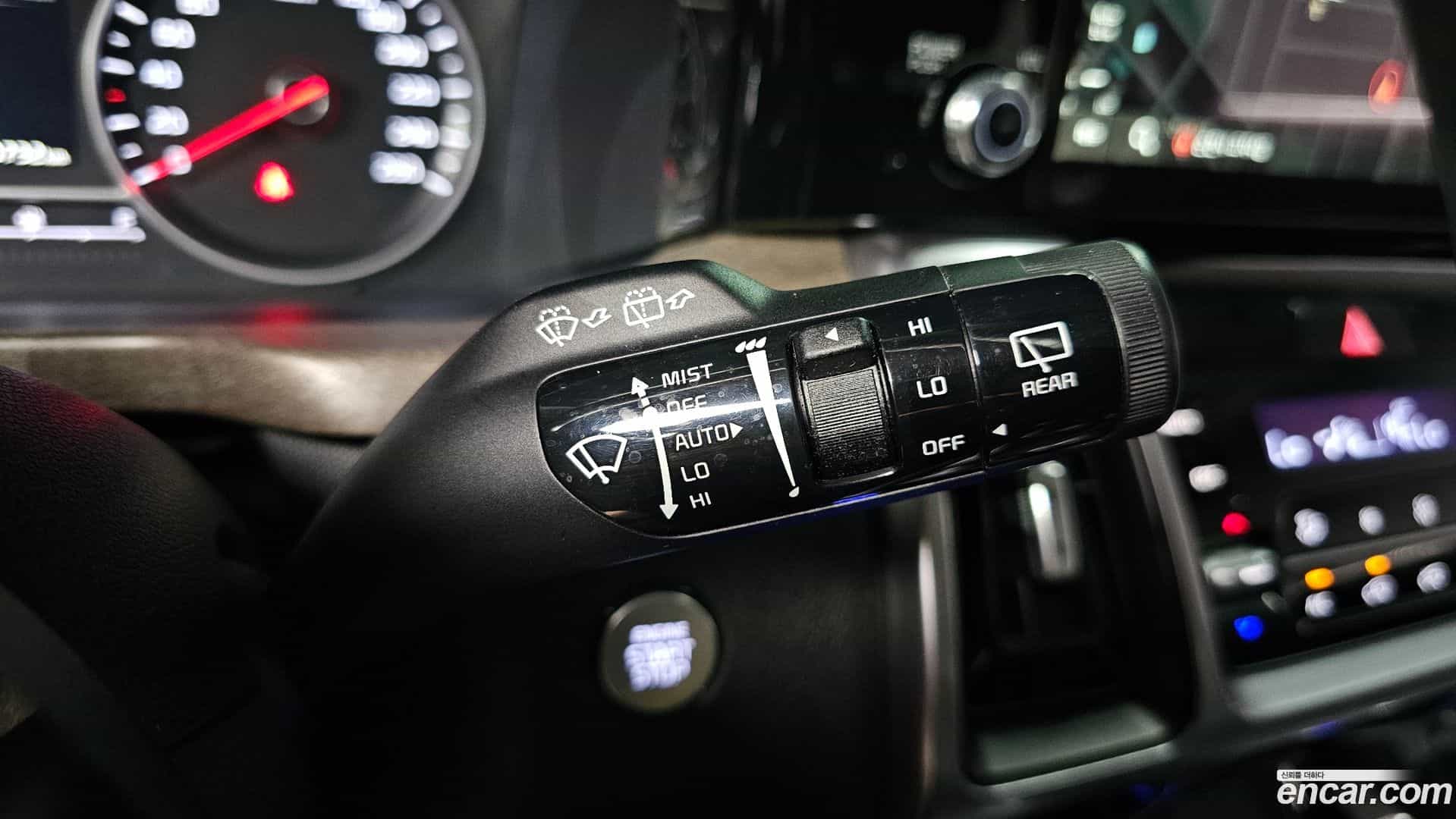 Sorento Kia 2020.6-OPTION-044