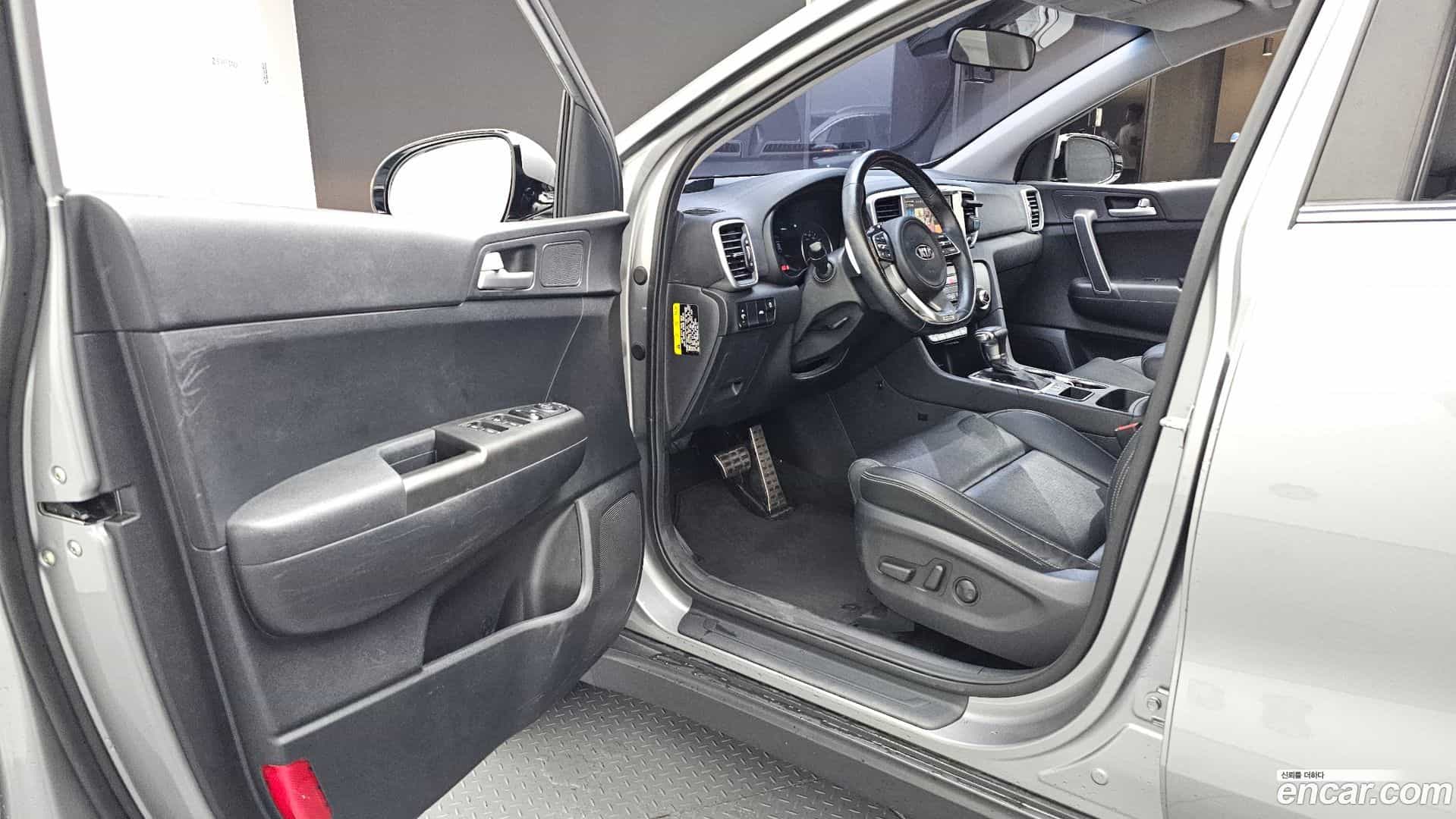Sportage Kia 2019.3-INNER-010