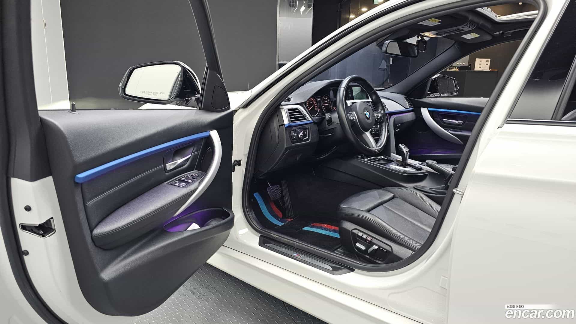 3-Series BMW 2017.9-INNER-010