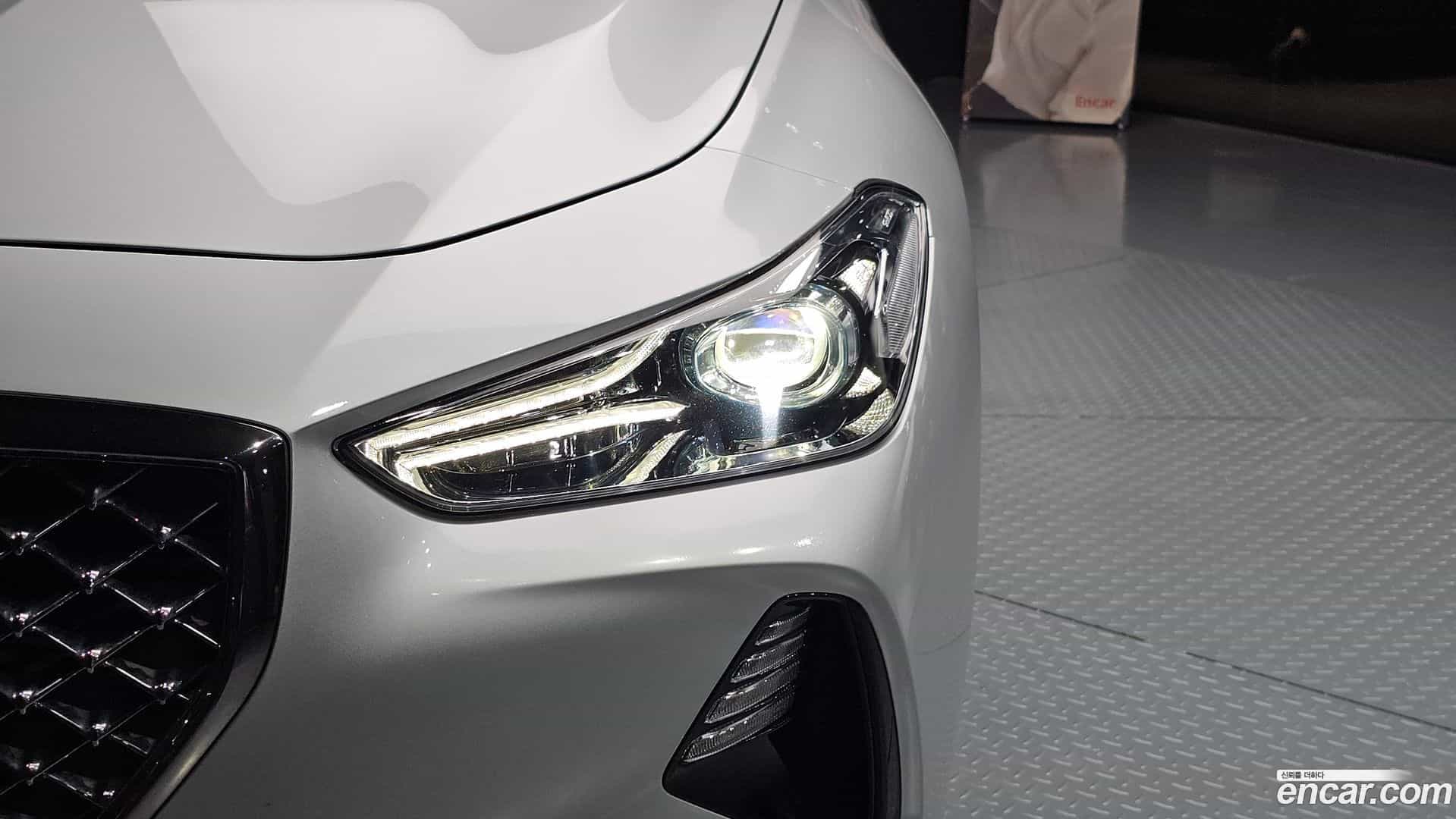 G70 Genesis 2018.7-OUTER-032