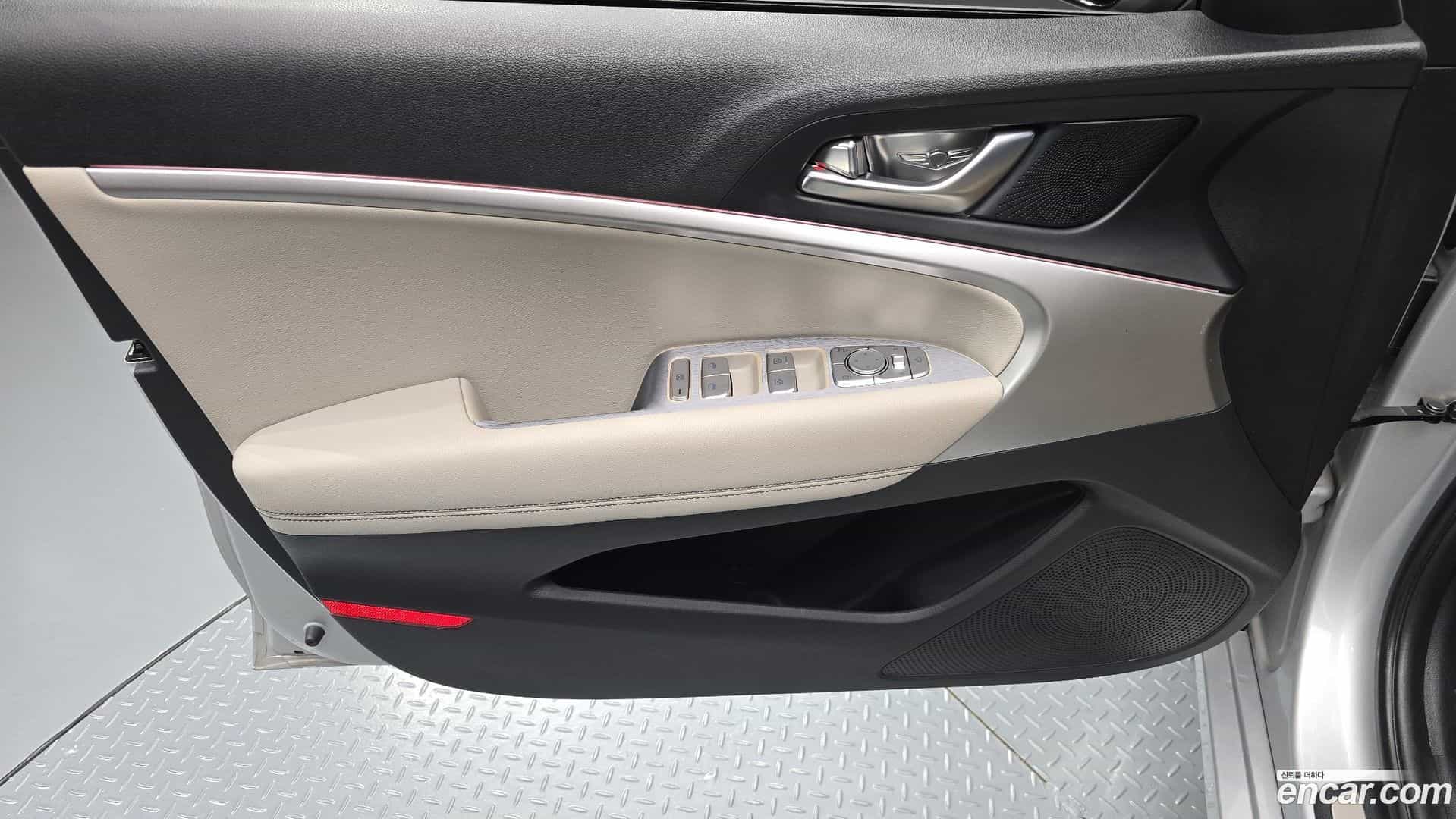 G70 Genesis 2018.7-INNER-034