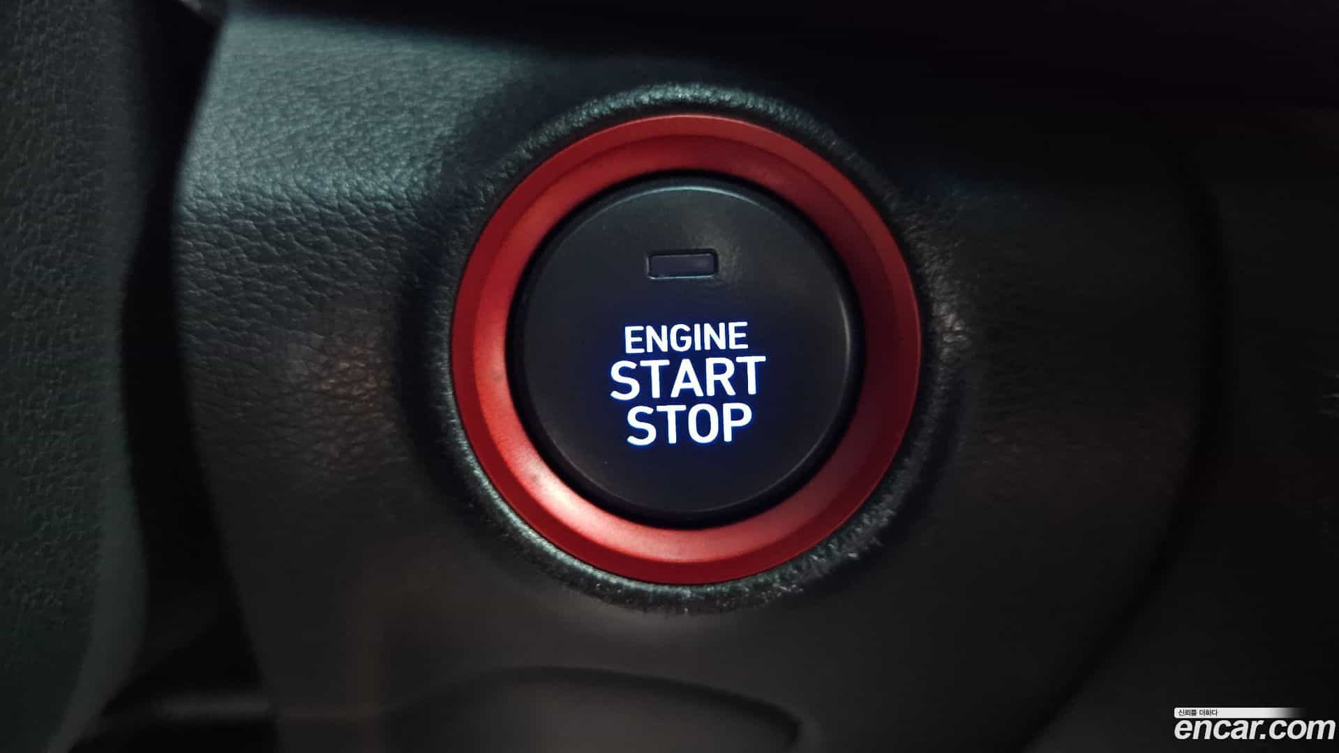 Kona Hyundai 2017.8-OPTION-018