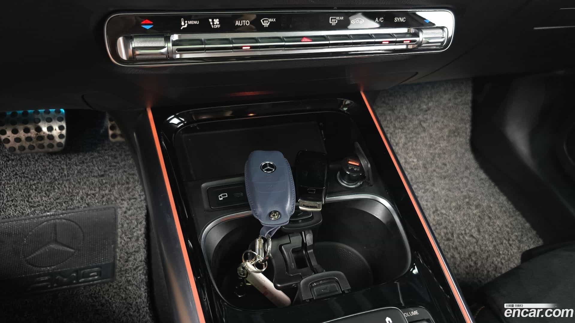 GLA-Class Mercedes-Benz 2022.7-OPTION-045