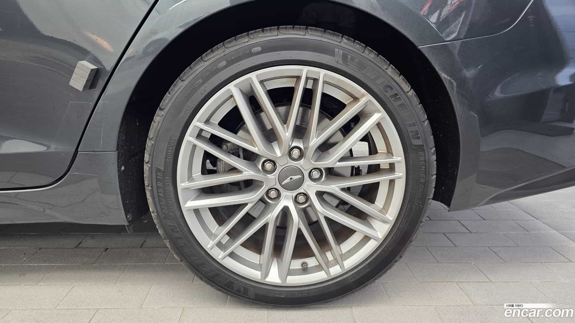 G70 Genesis 2019.11-OUTER-031