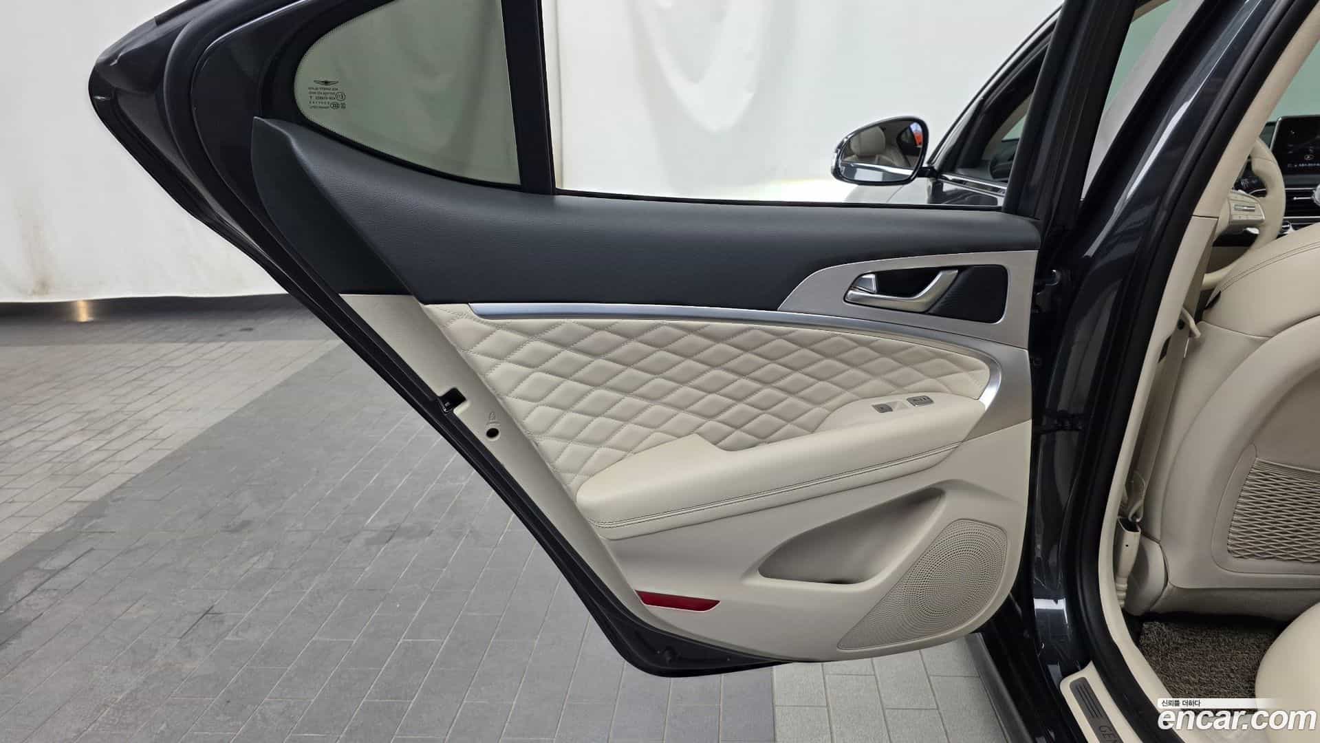 G70 Genesis 2019.11-INNER-035