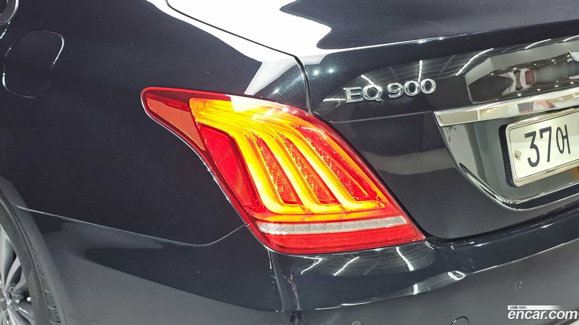 EQ900 Genesis 2016.5-OUTER-033