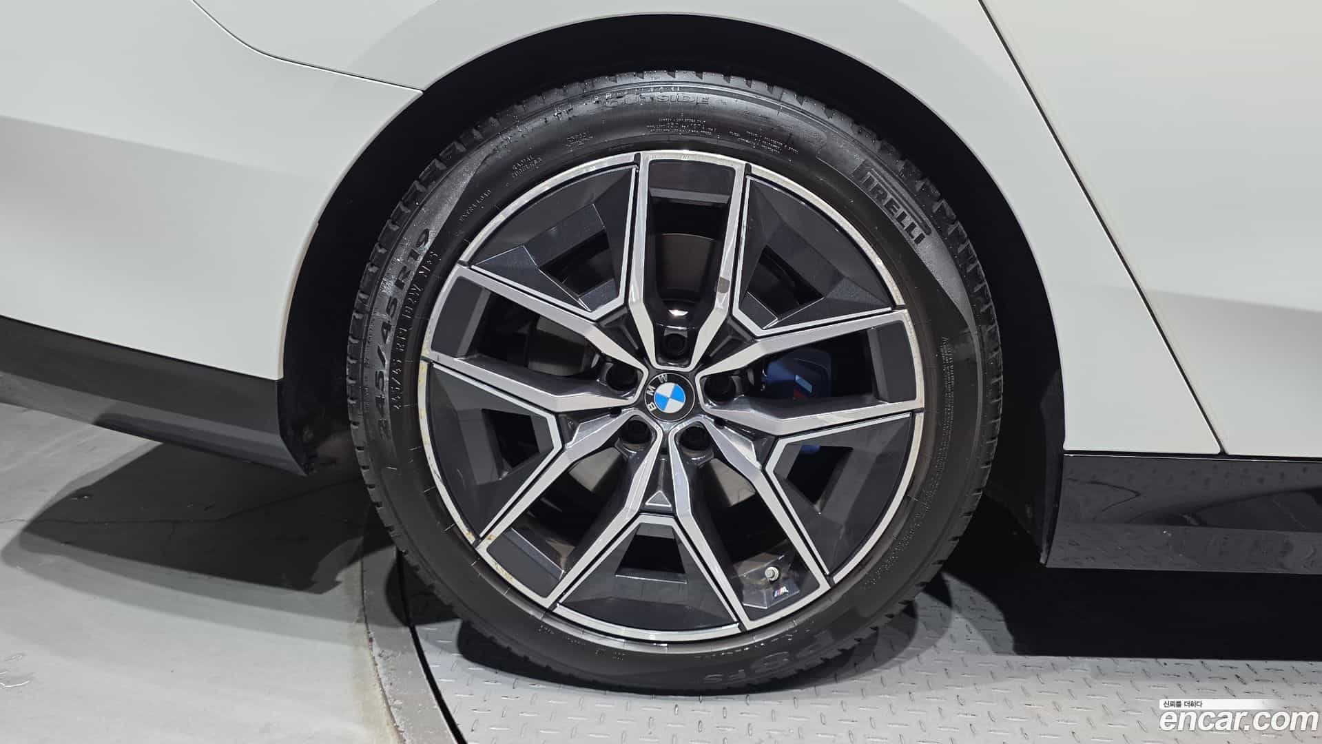 5-Series BMW 2024.9-OUTER-005