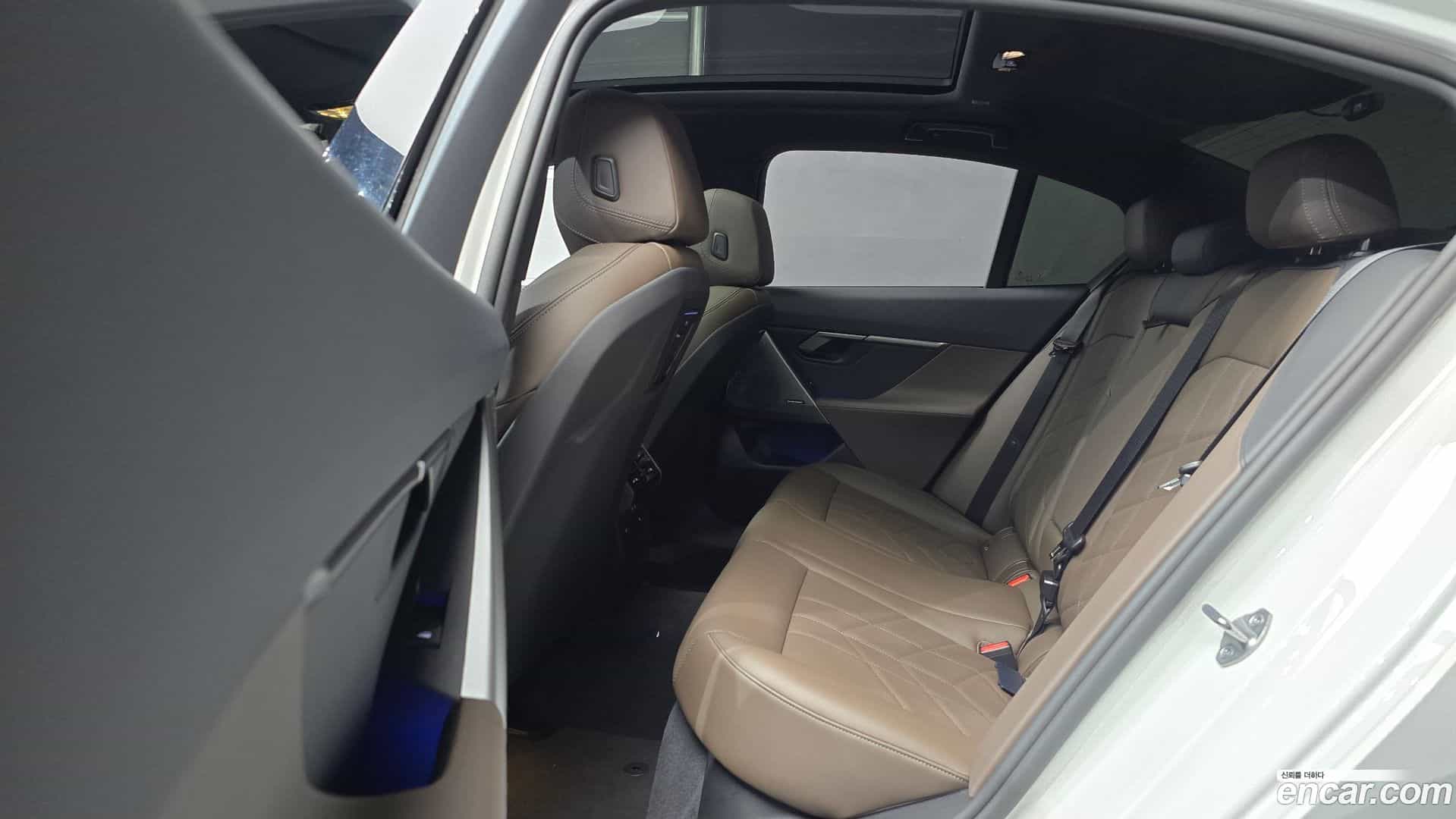 5-Series BMW 2024.9-OPTION-016