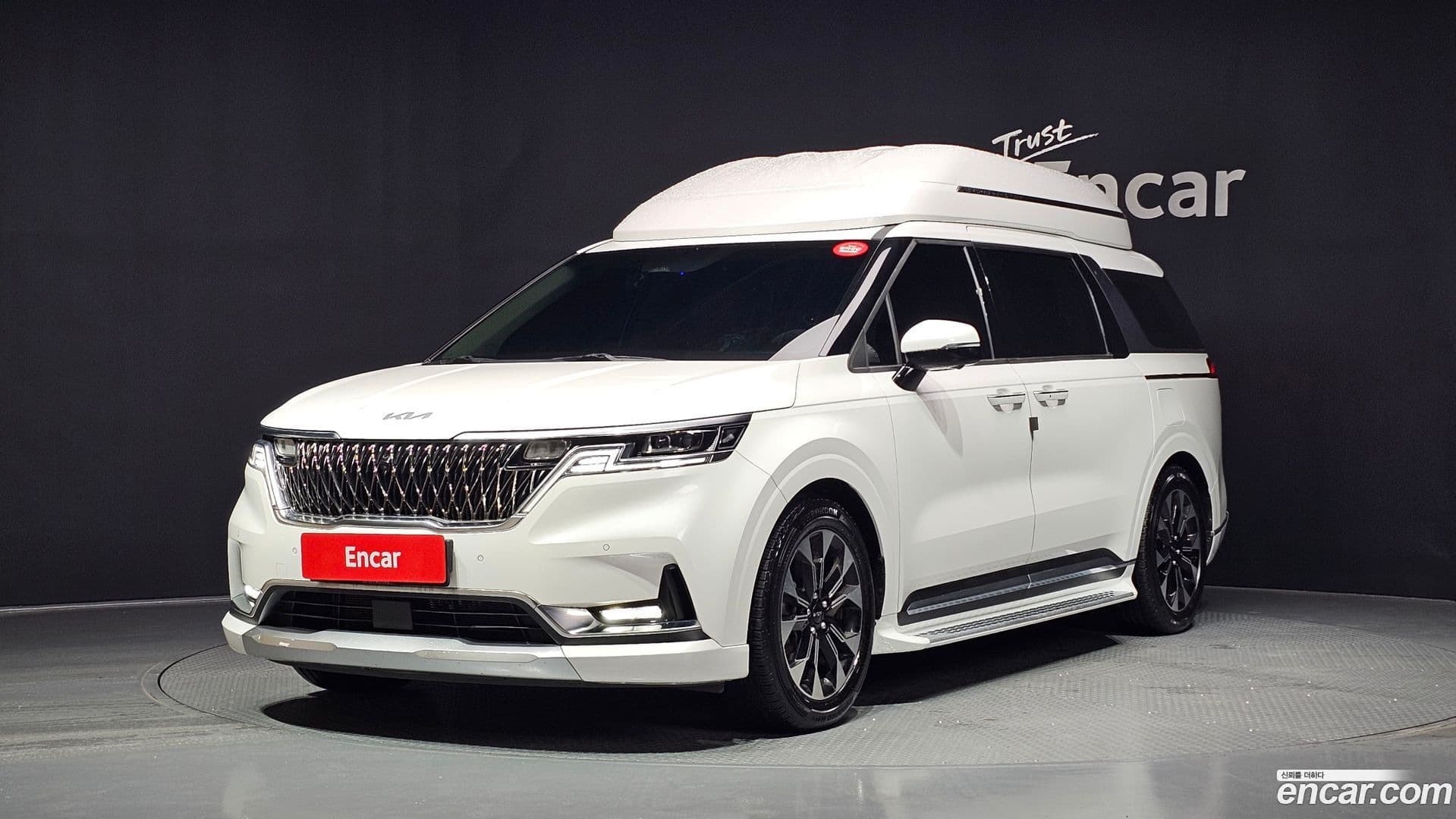 Main__Slider__Photo:Canival Kia 2021.0-0