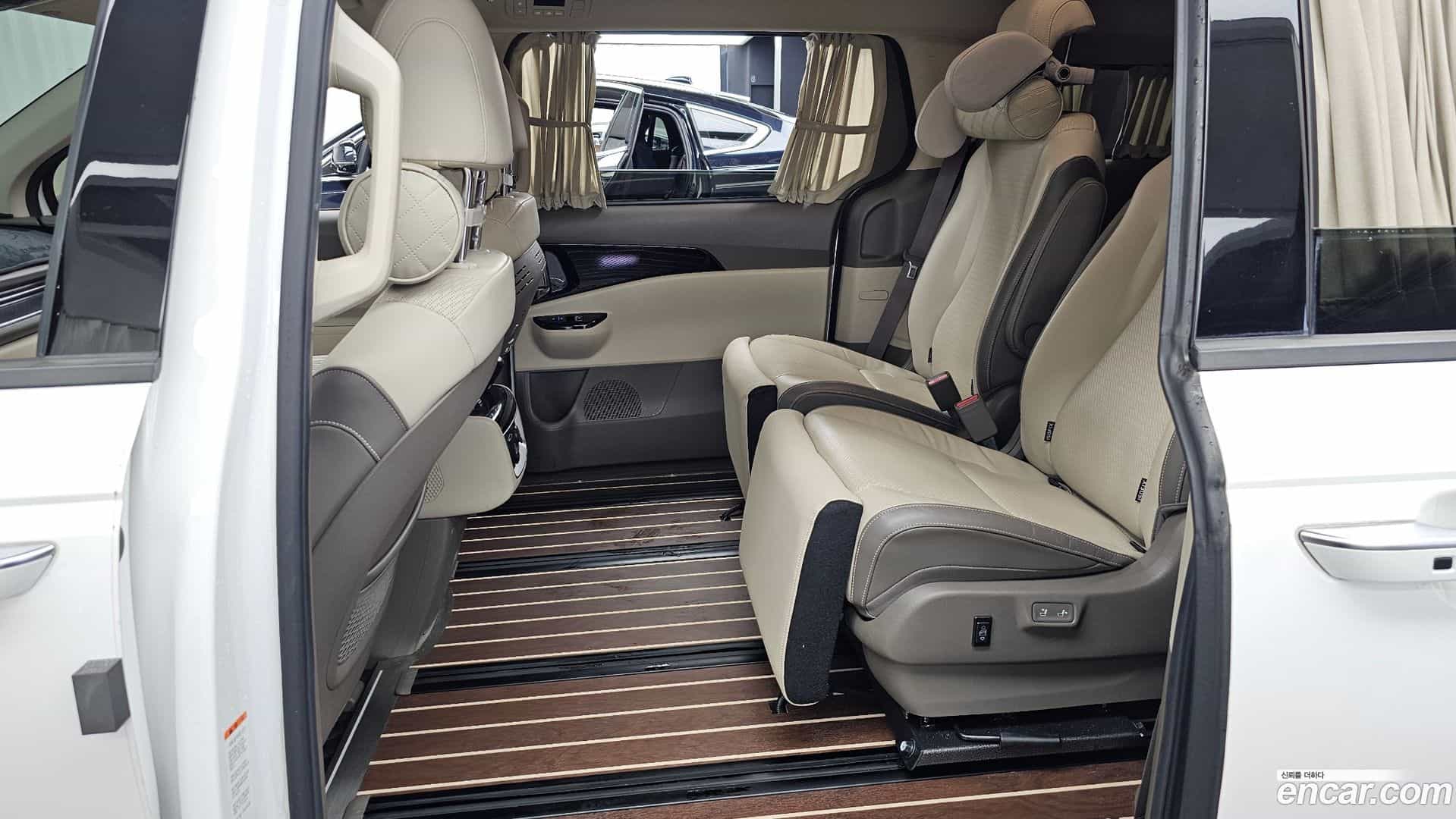 Canival Kia 2021.0-INNER-036