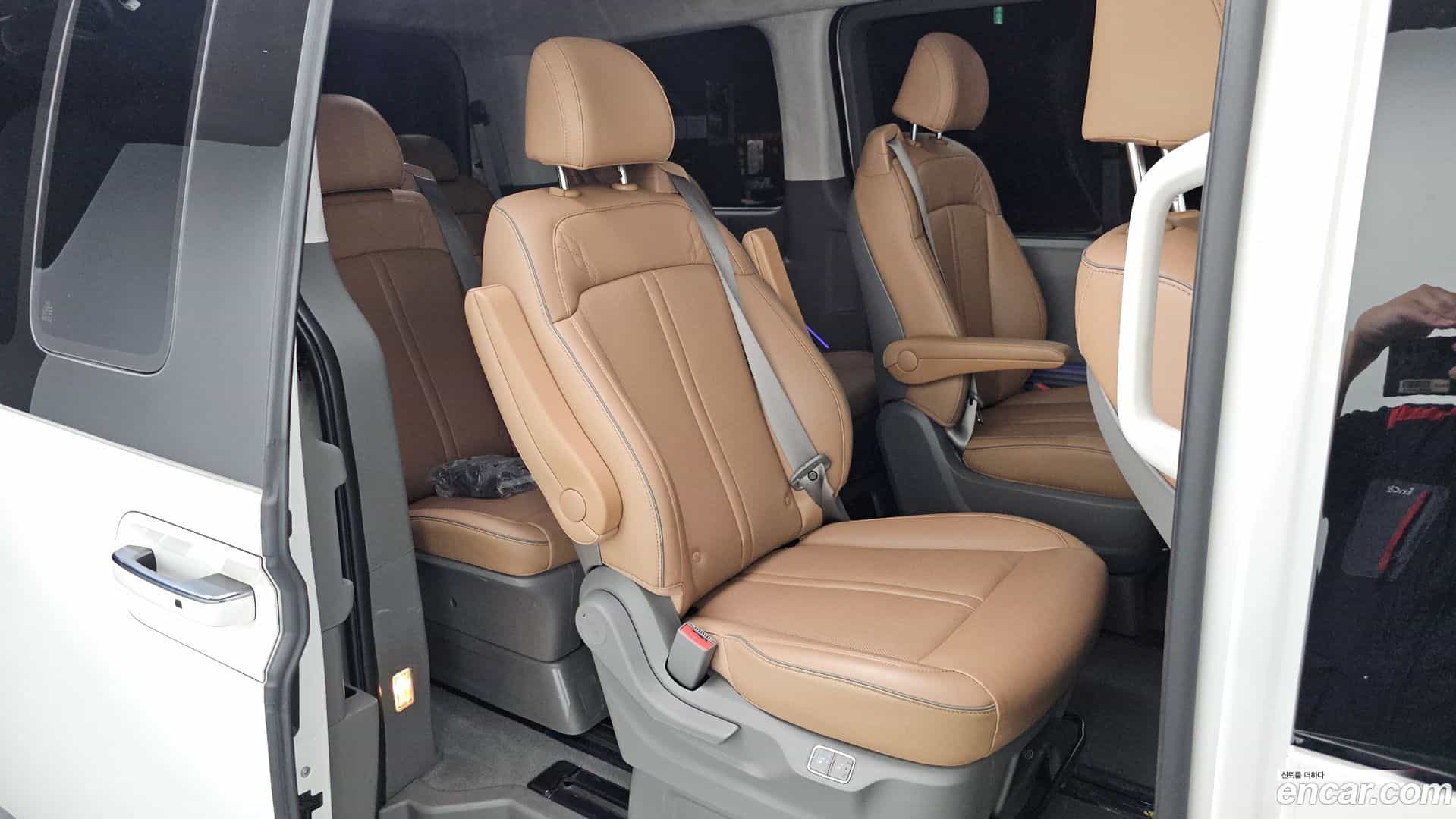 Staria Hyundai 2025.2-OPTION-015