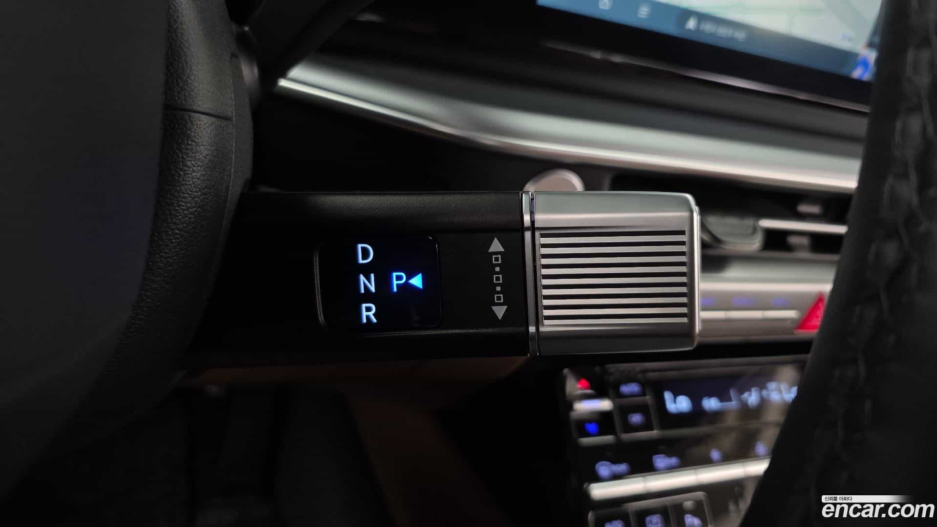 Grandeur Hyundai 2023.10-INNER-009