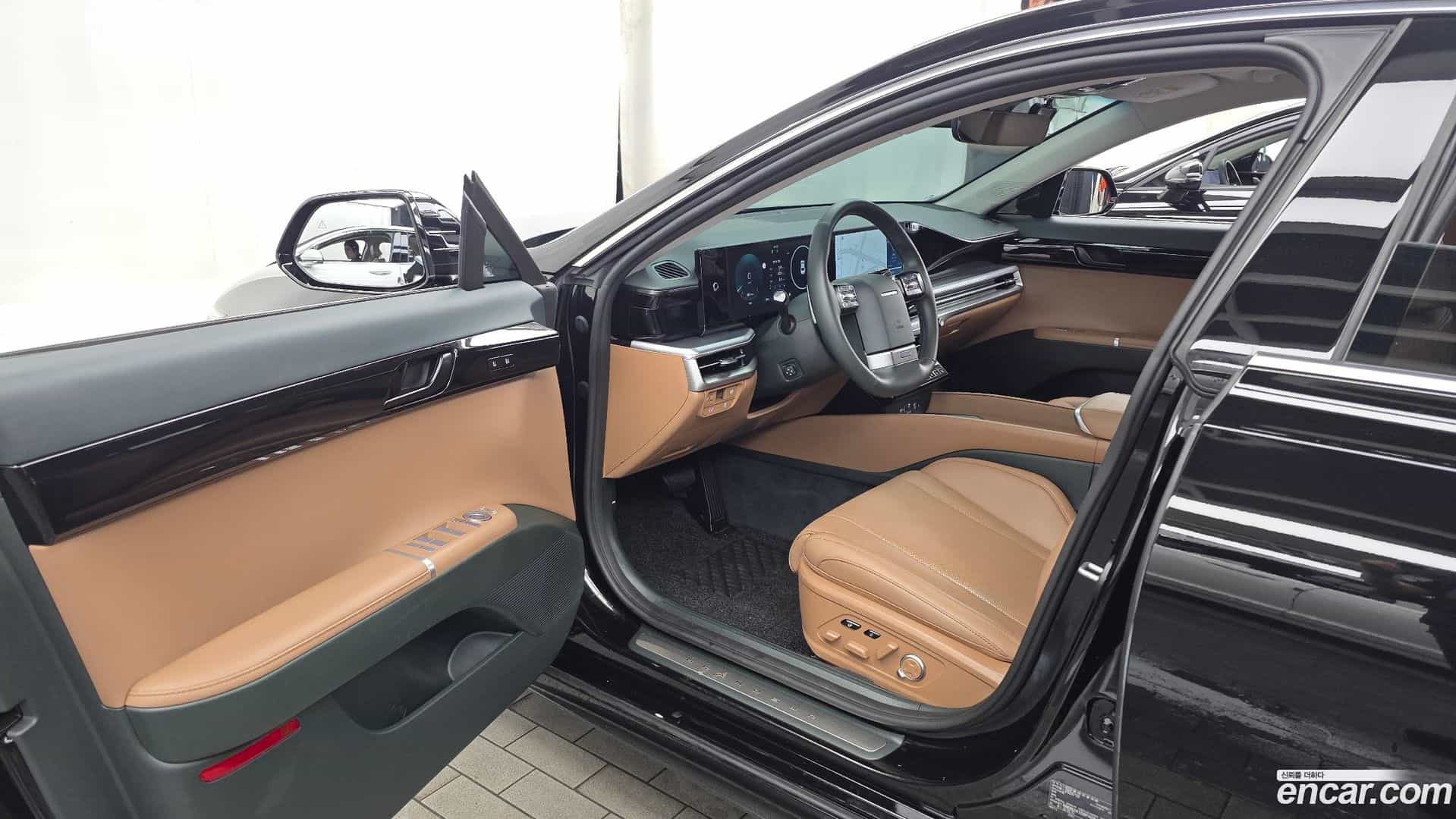 Grandeur Hyundai 2023.10-INNER-010