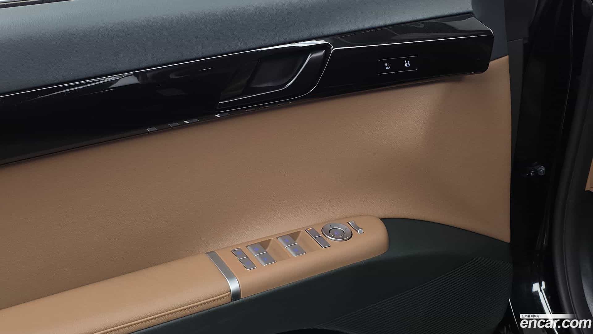 Grandeur Hyundai 2023.10-OPTION-021