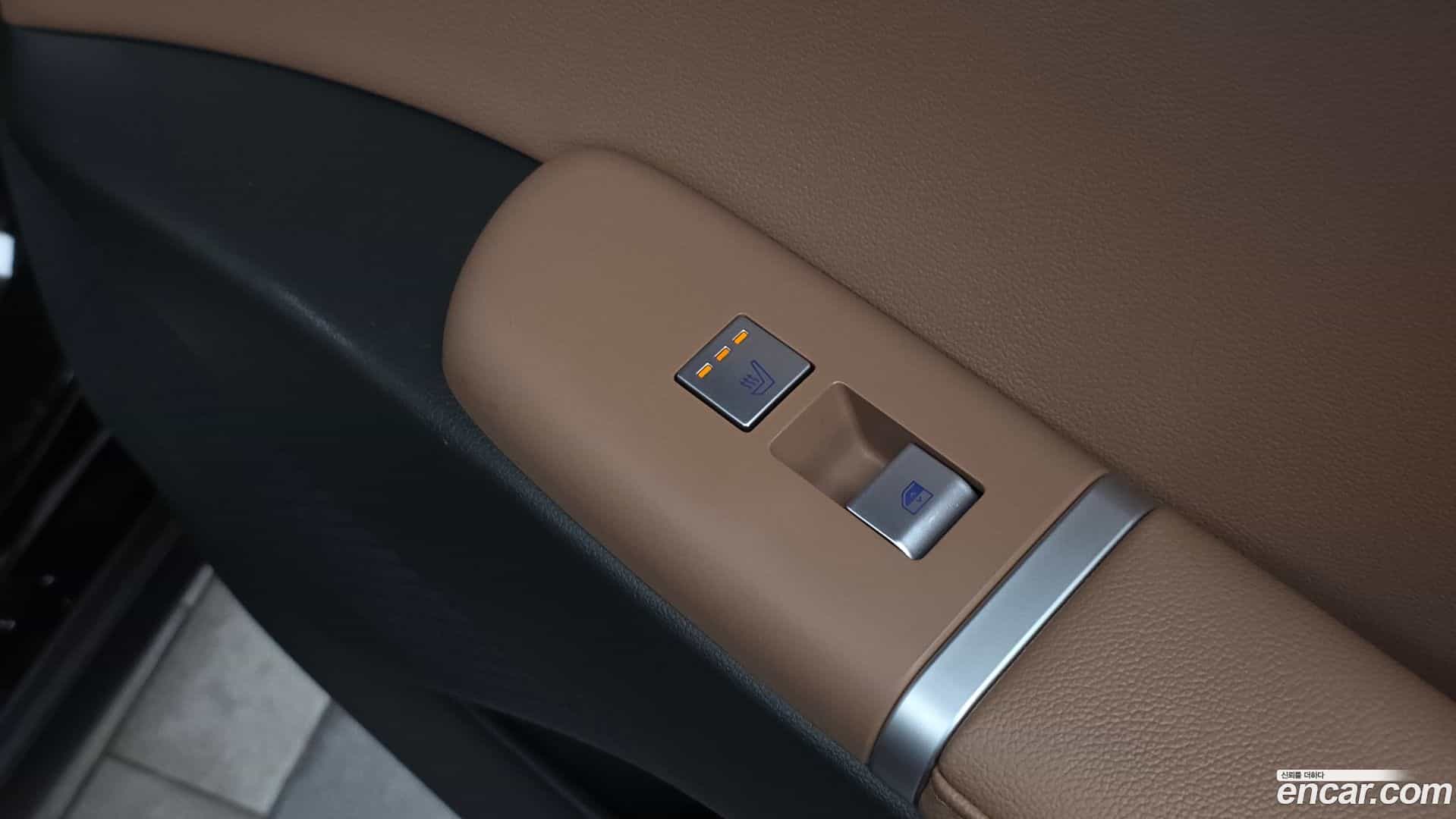 Grandeur Hyundai 2023.10-OPTION-023
