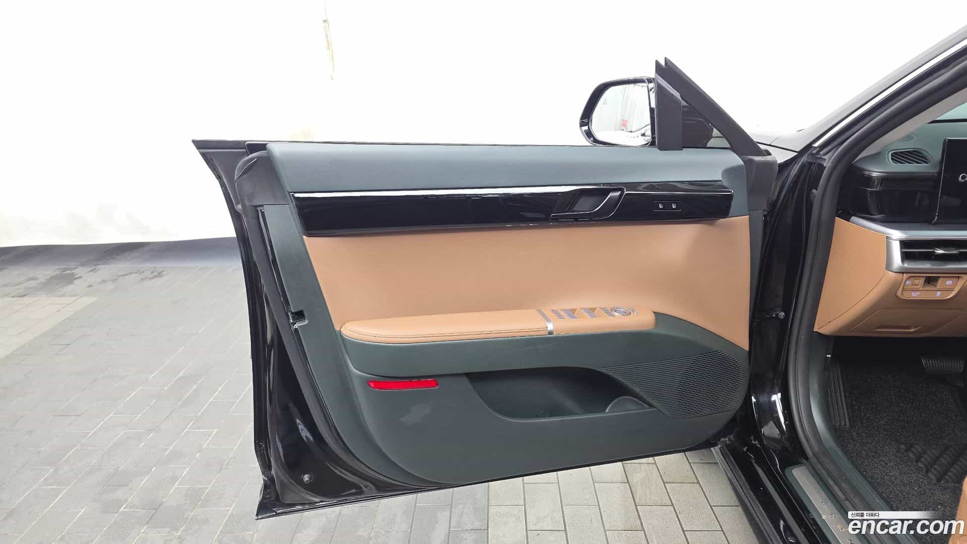 Grandeur Hyundai 2023.10-INNER-034