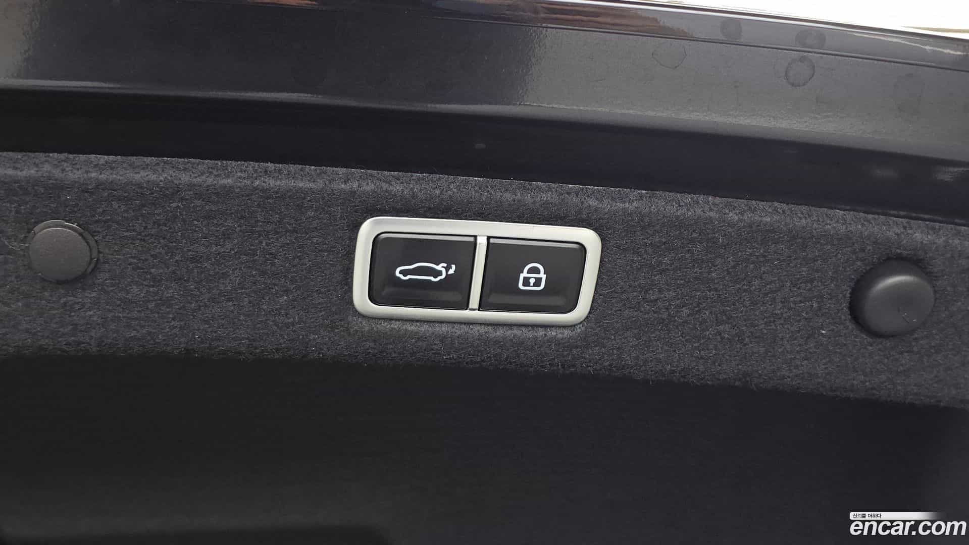 Grandeur Hyundai 2023.10-INNER-036