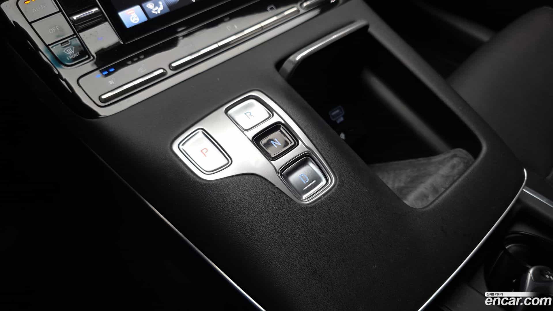 Grandeur Hyundai 2019.11-INNER-009